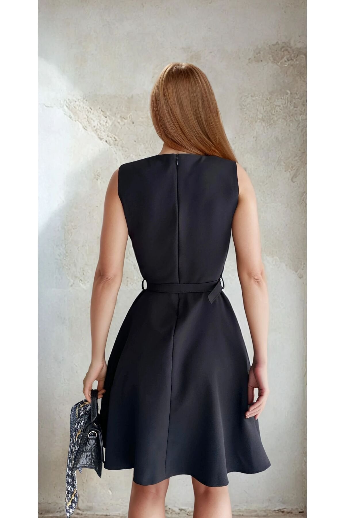 KADIN ATLAS KUMAŞ KEMERLİ VE CEPLİ KLOŞ ELBİSE