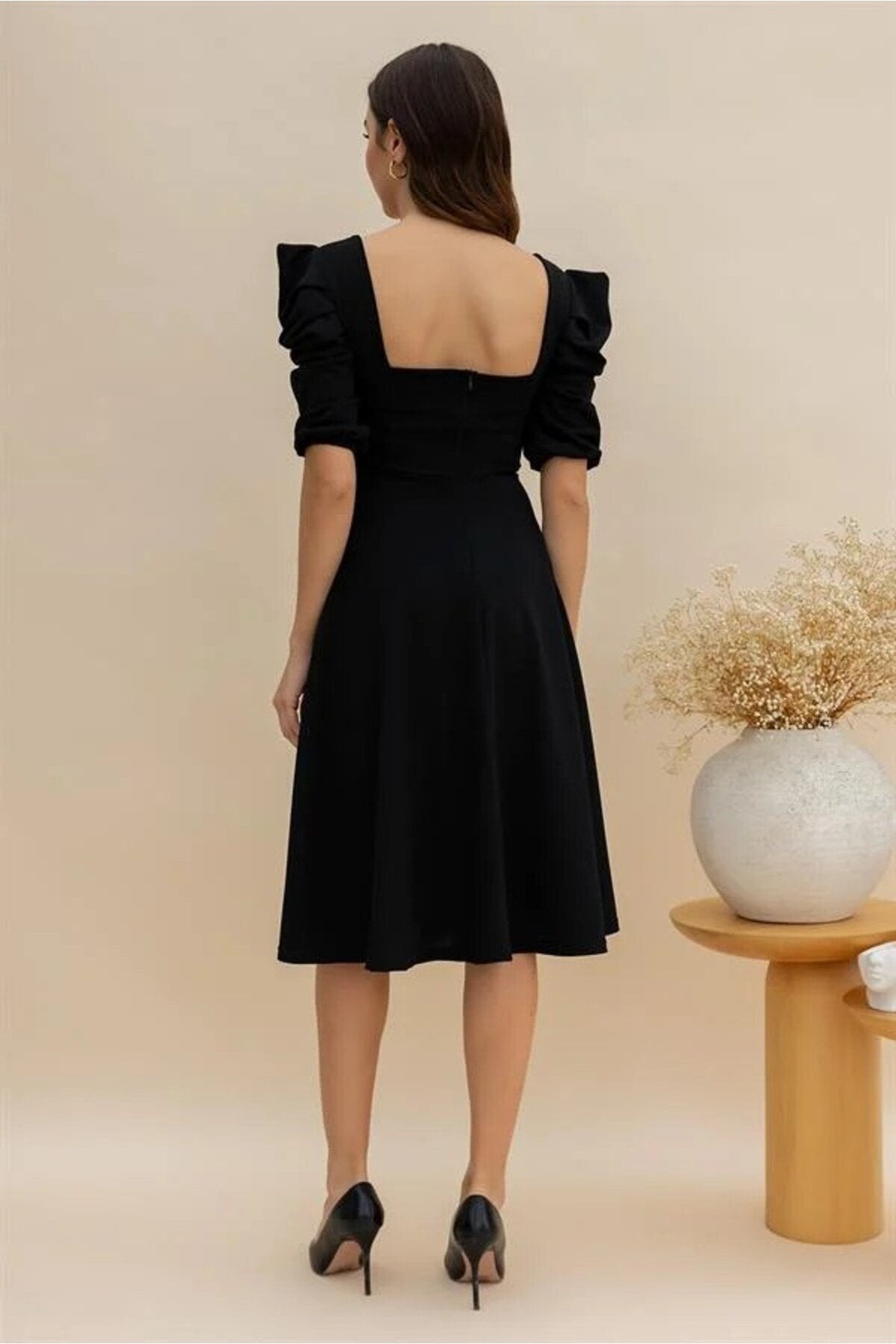 KADIN KARE YAKA PRENSES KOL ESNEK KUMAŞ MİDİ BOY KLOŞ ELBİSE