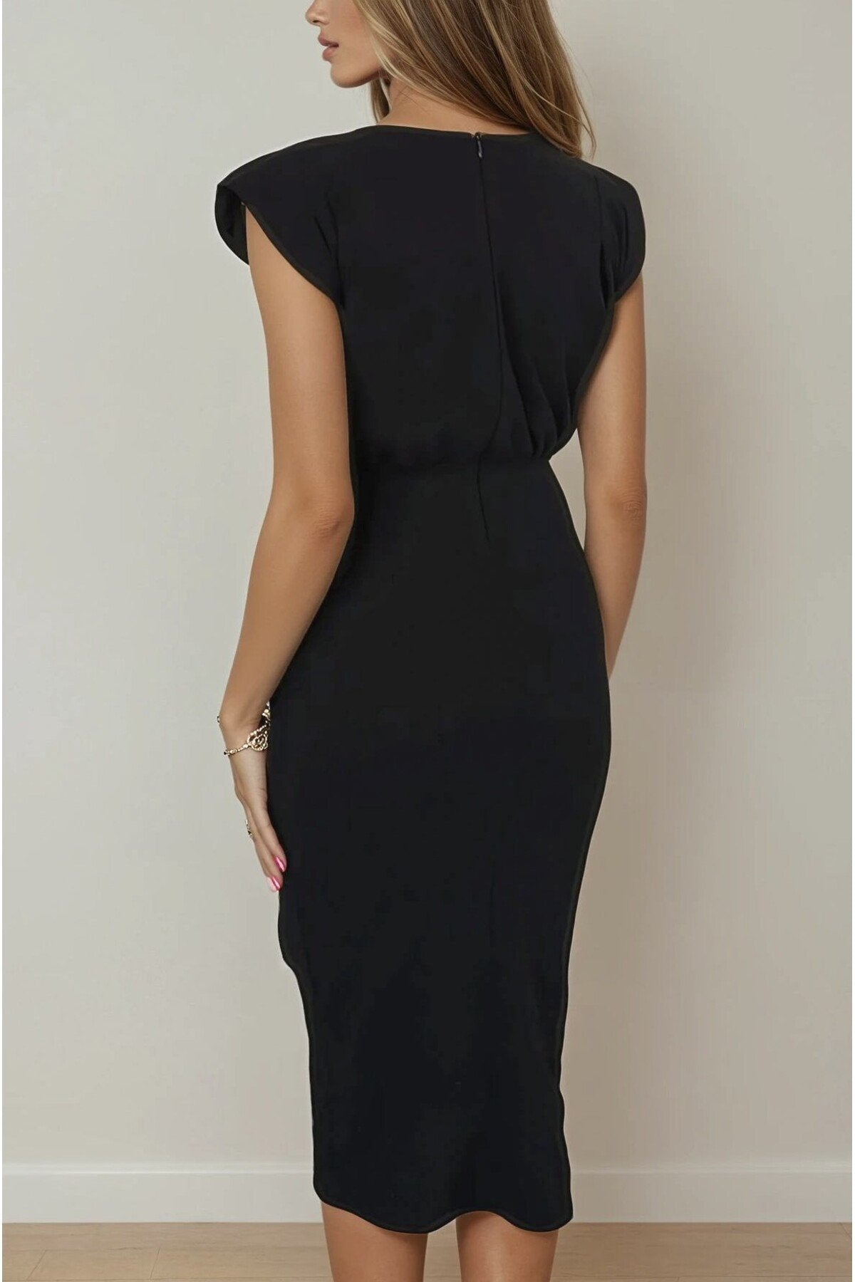 KADIN VATKALI KRUVAZE YAKA ÇIKARILABİLİR BROŞ DETAYLI ESNEK KUMAŞ ANVELOP DÜĞÜN NİŞAN DAVET ELBİSESİ