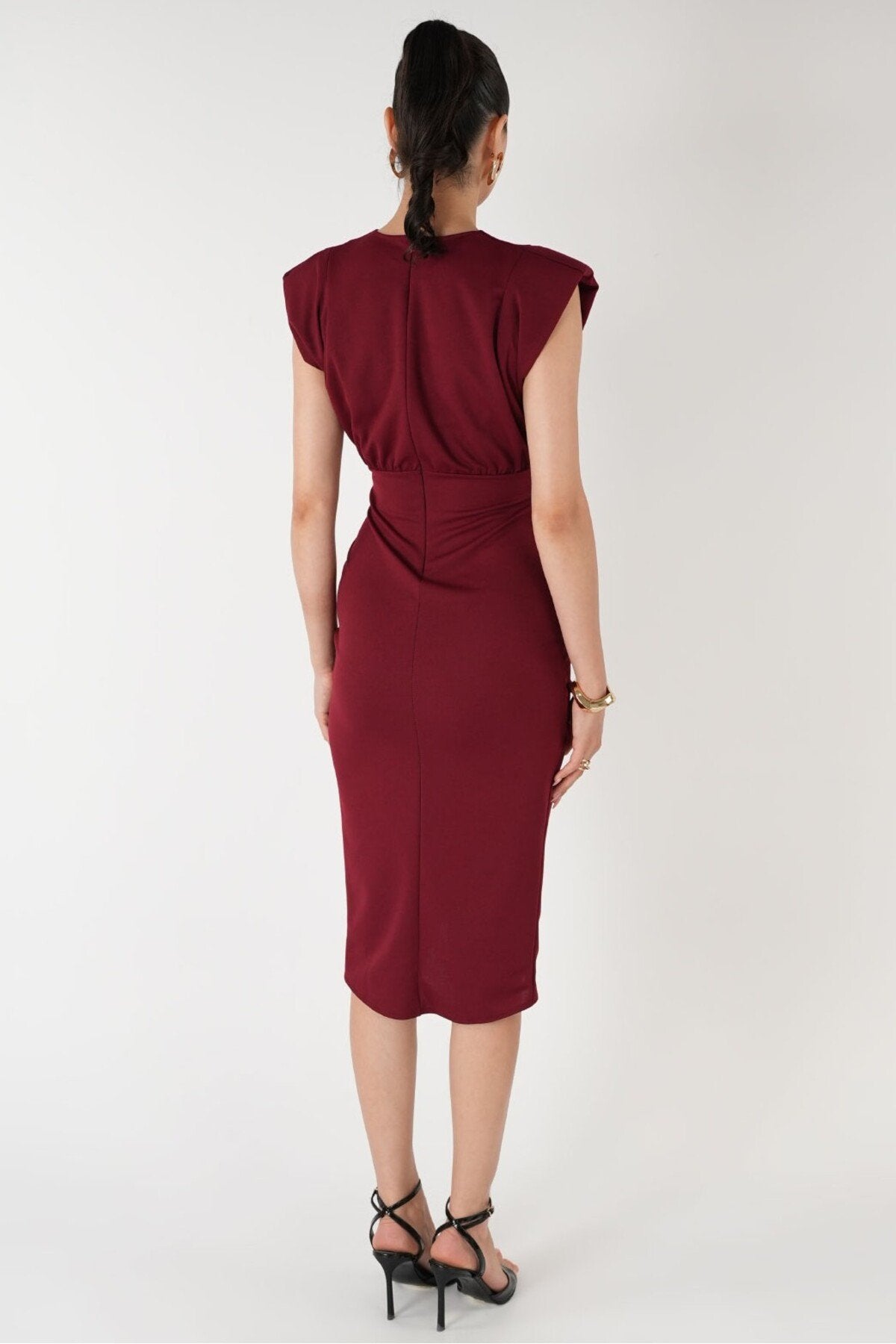 KADIN VATKALI KRUVAZE YAKA ANVELOP KESİM ESNEK KUMAŞ BROŞLU SÖZ DÜĞÜN NİŞAN DAVET ELBİSESİ