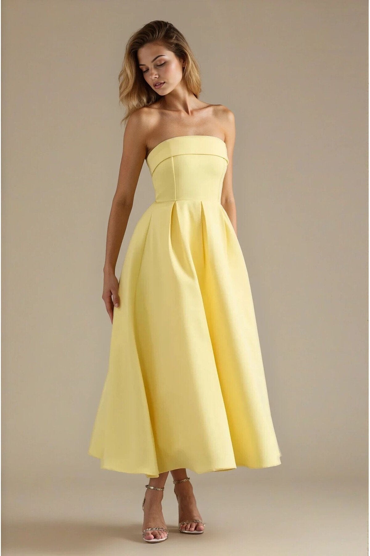 KADIN ATLAS KUMAŞ STRAPLEZ YAKA KLOŞ KESİM UZUN BOY DÜĞÜN NİŞAN DAVET ELBİSESİ