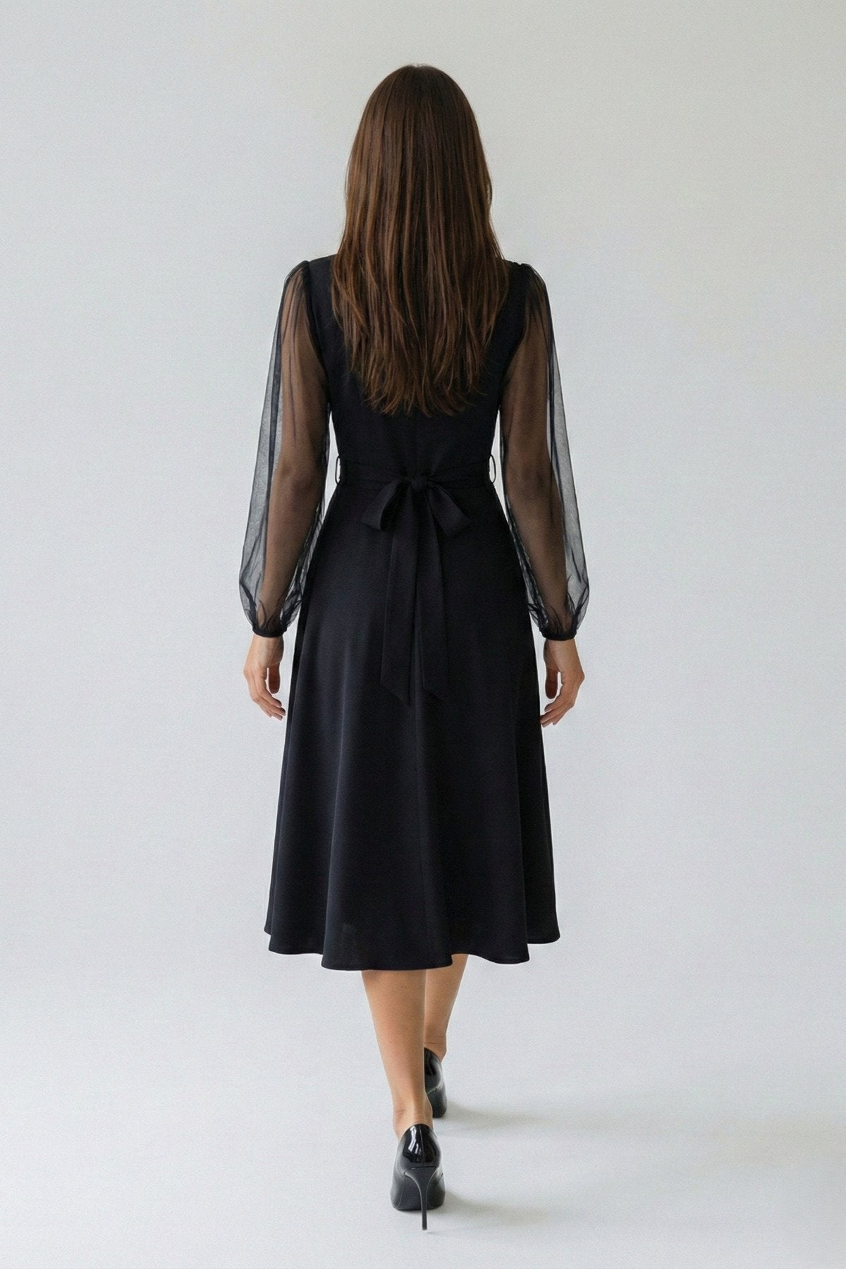 KADIN KALP YAKA KOLU TÜLLÜ TOKA DETAYLI ESNEK KUMAŞ MİDİ BOY KLOŞ SÖZ DÜĞÜN DAVET ELBİSESİ