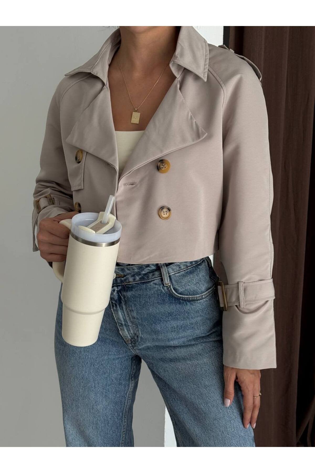 KADIN ASTARLI KRUVAZE KESİM DÜĞMELİ MİNİ TRENÇKOT