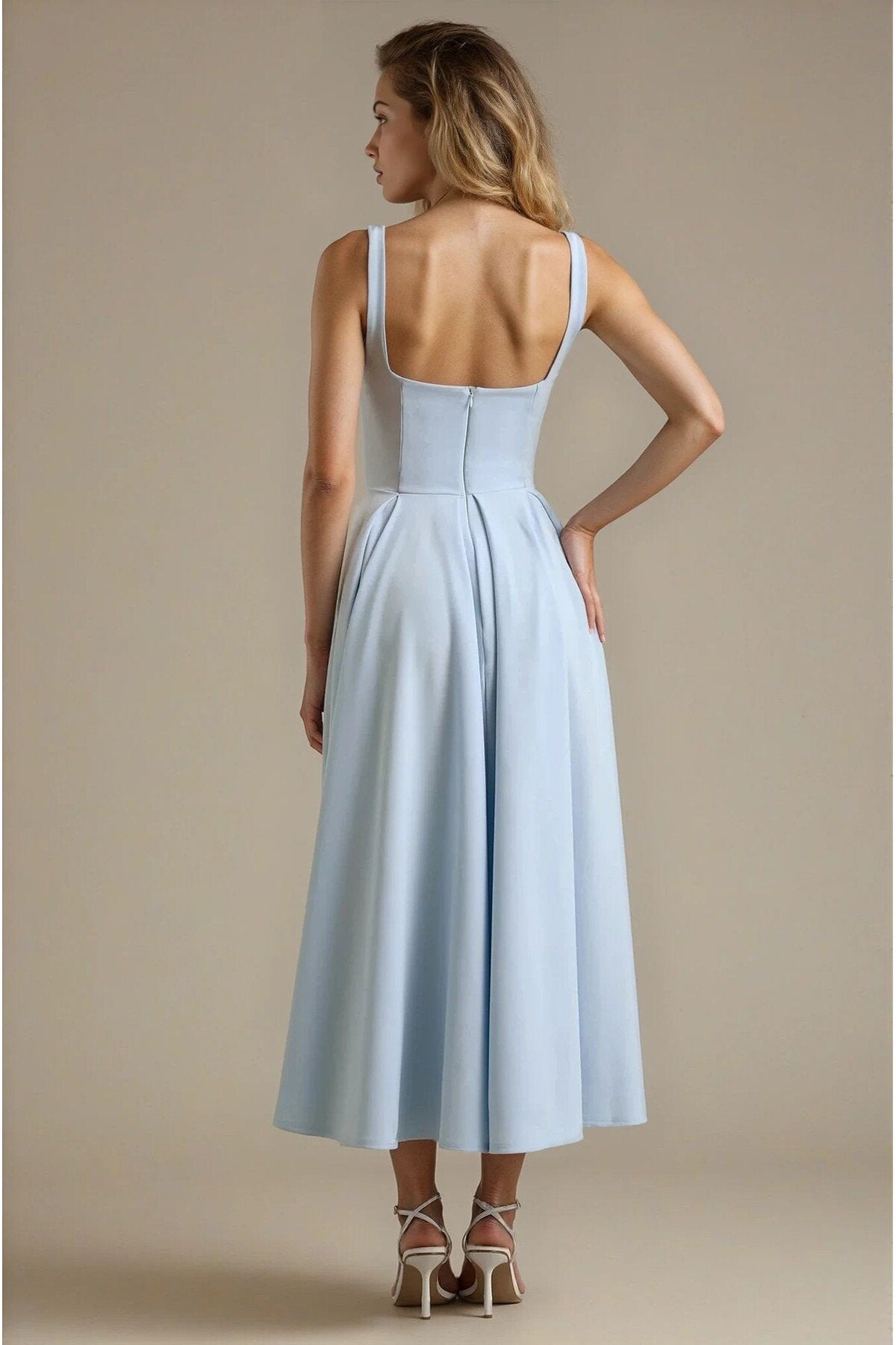 KADIN ATLAS KUMAŞ KLOŞ KESİM KALIN ASKILI UZUN DÜĞÜN NİŞAN SÖZ DAVET ELBİSESİ