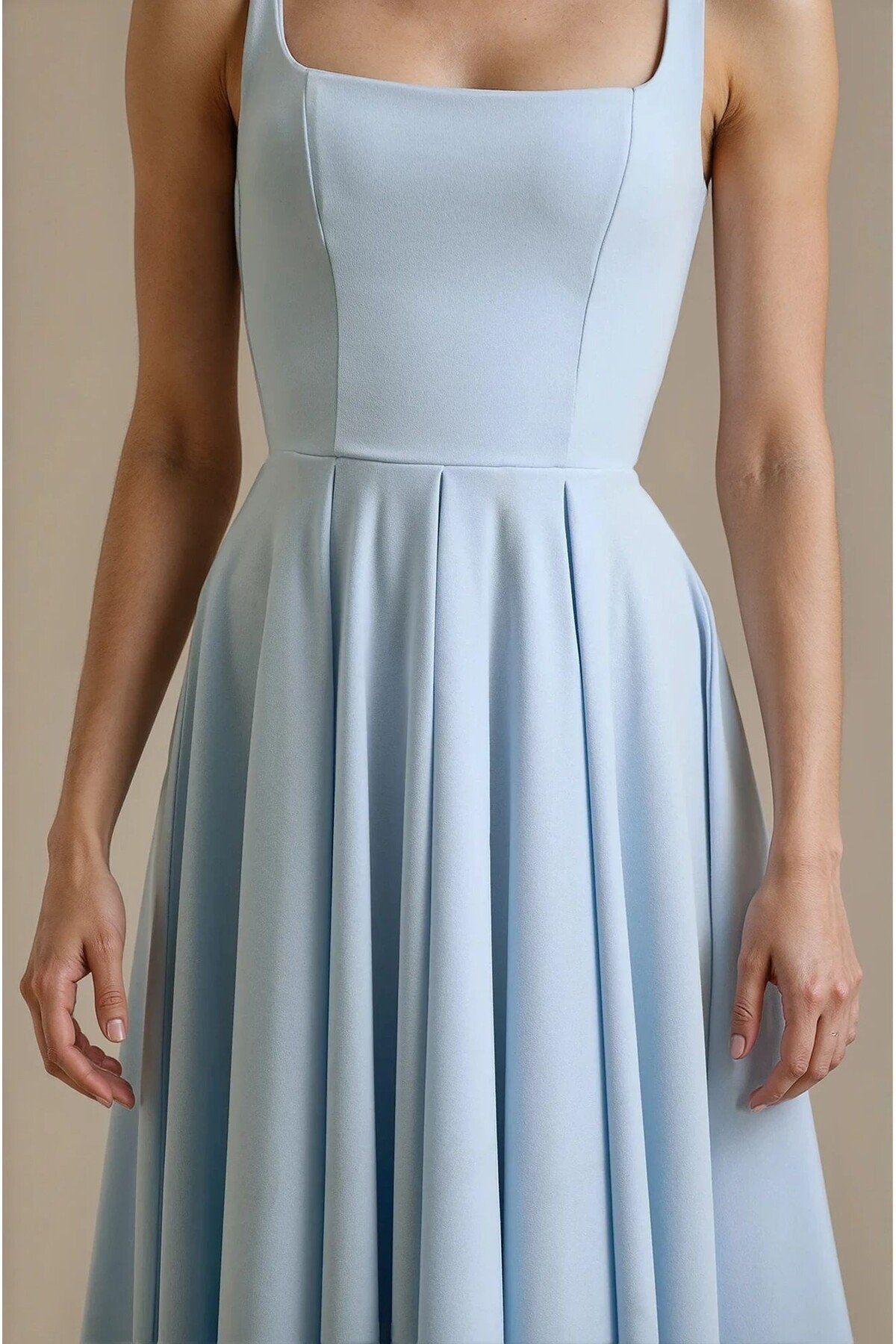 KADIN ATLAS KUMAŞ KLOŞ KESİM KALIN ASKILI UZUN DÜĞÜN NİŞAN SÖZ DAVET ELBİSESİ