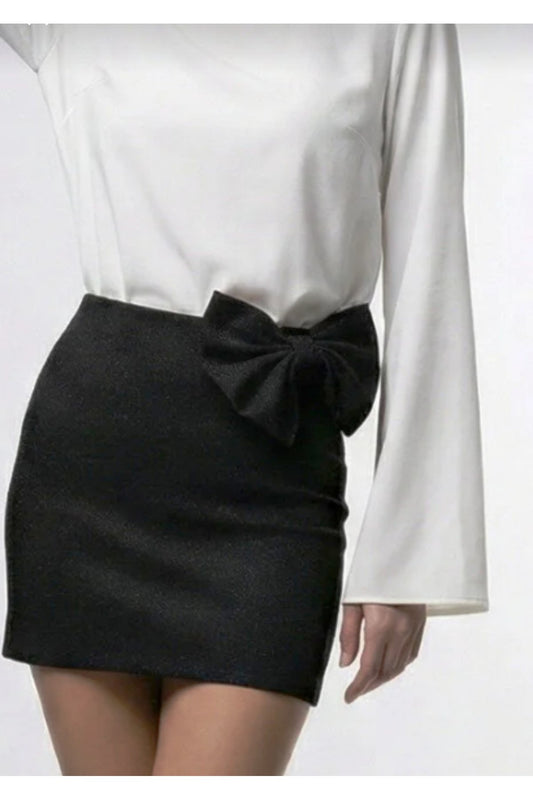 KADIN FİYONK DETAYLI SİMLİ KUMAŞ ABİYE MİNİ ETEK