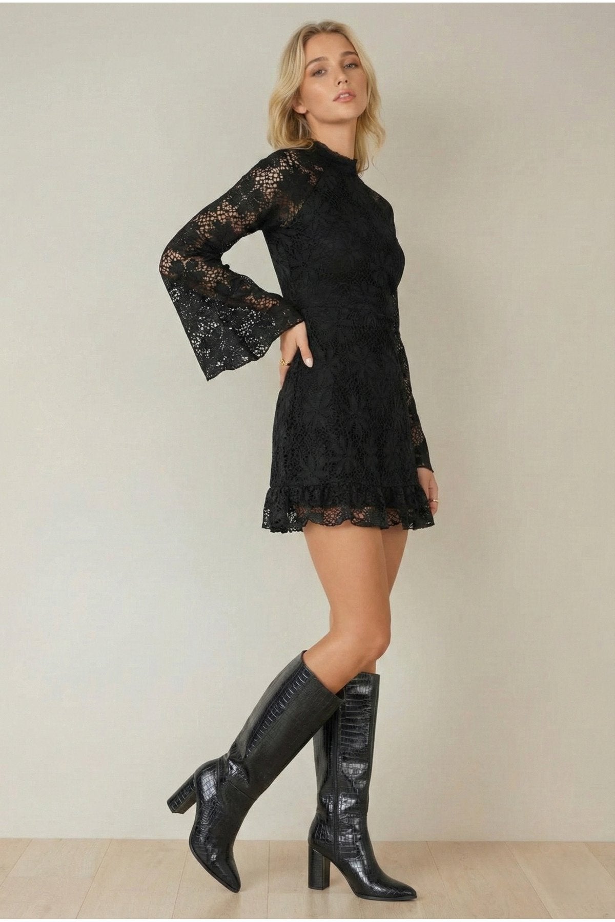 KADIN İSPANYOL KOL YARIM BALIKÇI YAKA ASTARLI MİNİ BOY DANTEL ABİYE ELBİSE