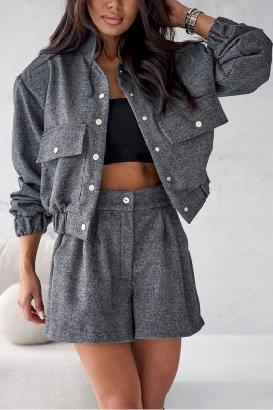 KADIN LOOSE FİT ŞORT VE ÇİFT CEPLİ BOMBER CEKET İKİLİ TAKIM