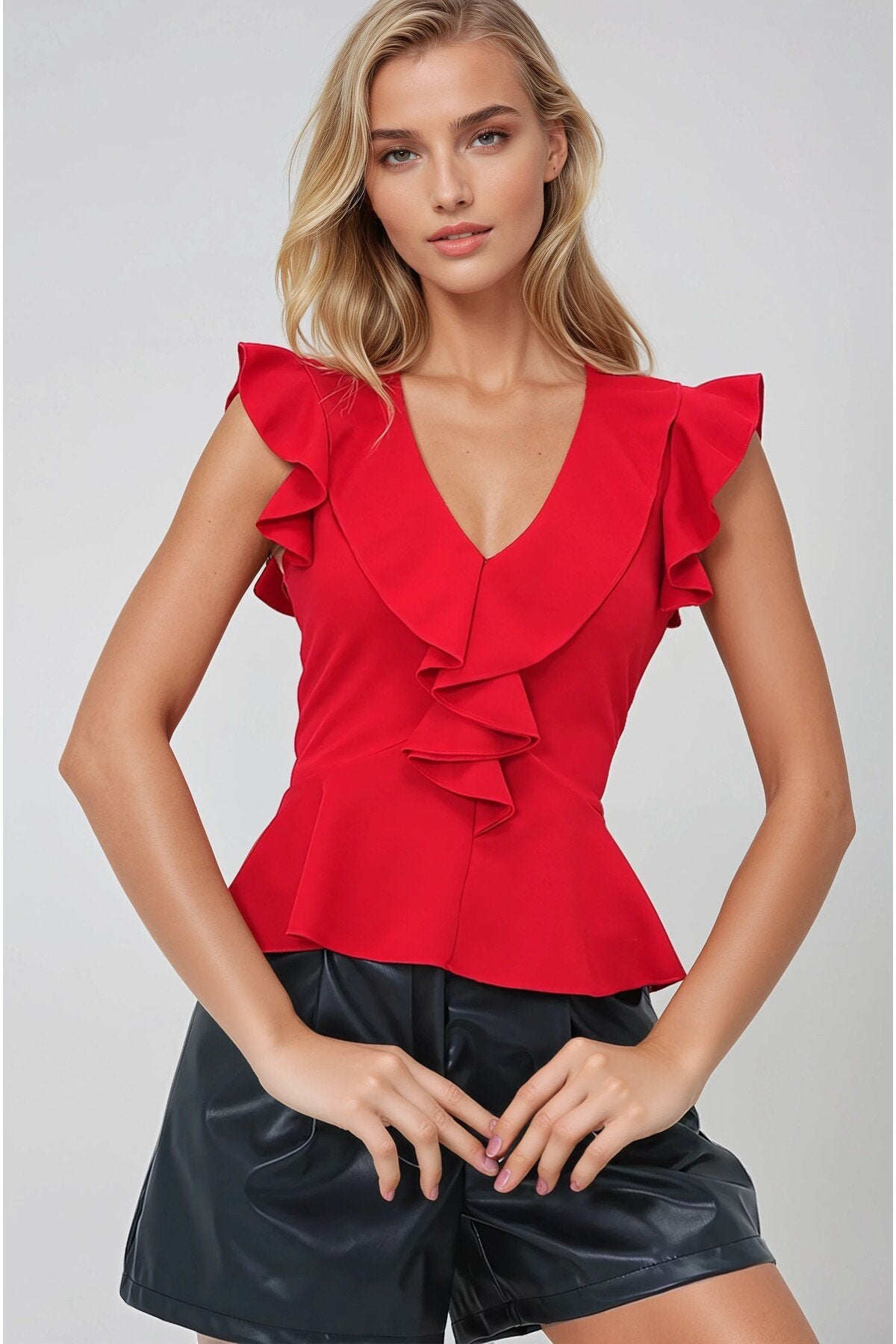 KADIN V YAKA VOLANLI ESNEK ÖRME KUMAŞ BLUZ