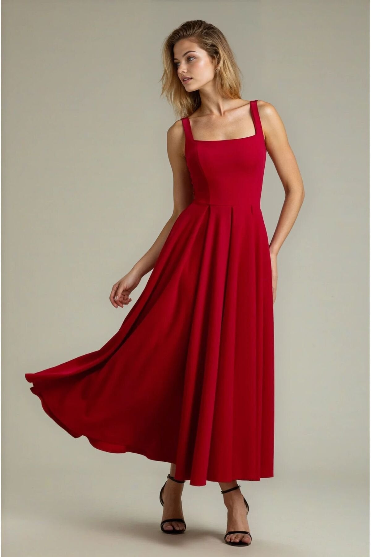 KADIN ATLAS KUMAŞ KLOŞ KESİM KALIN ASKILI UZUN DÜĞÜN NİŞAN SÖZ DAVET ELBİSESİ