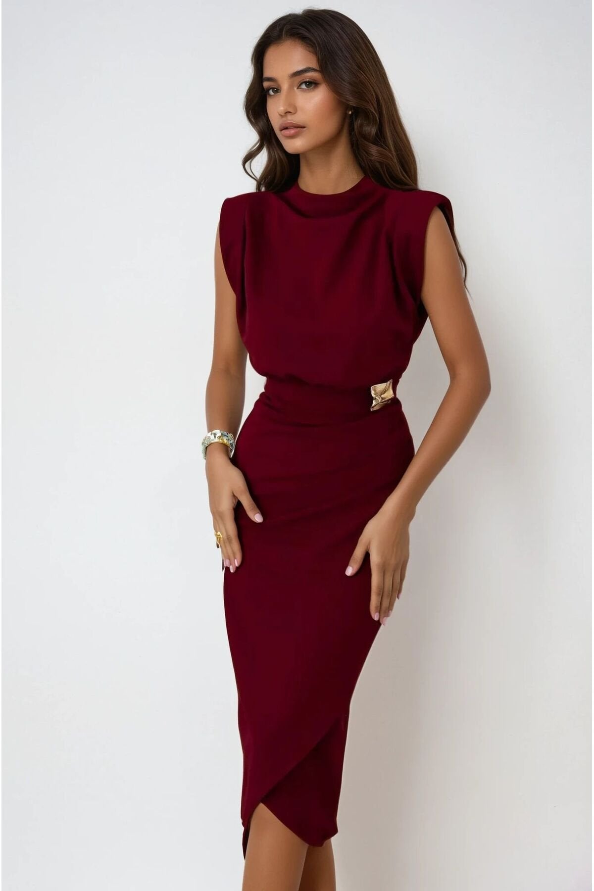 KADIN VATKALI BROŞ DETAYLI ESNEK KUMAŞ ANVELOP KESİM DÜĞÜN DAVET SÖZ NİŞAN ELBİSESİ