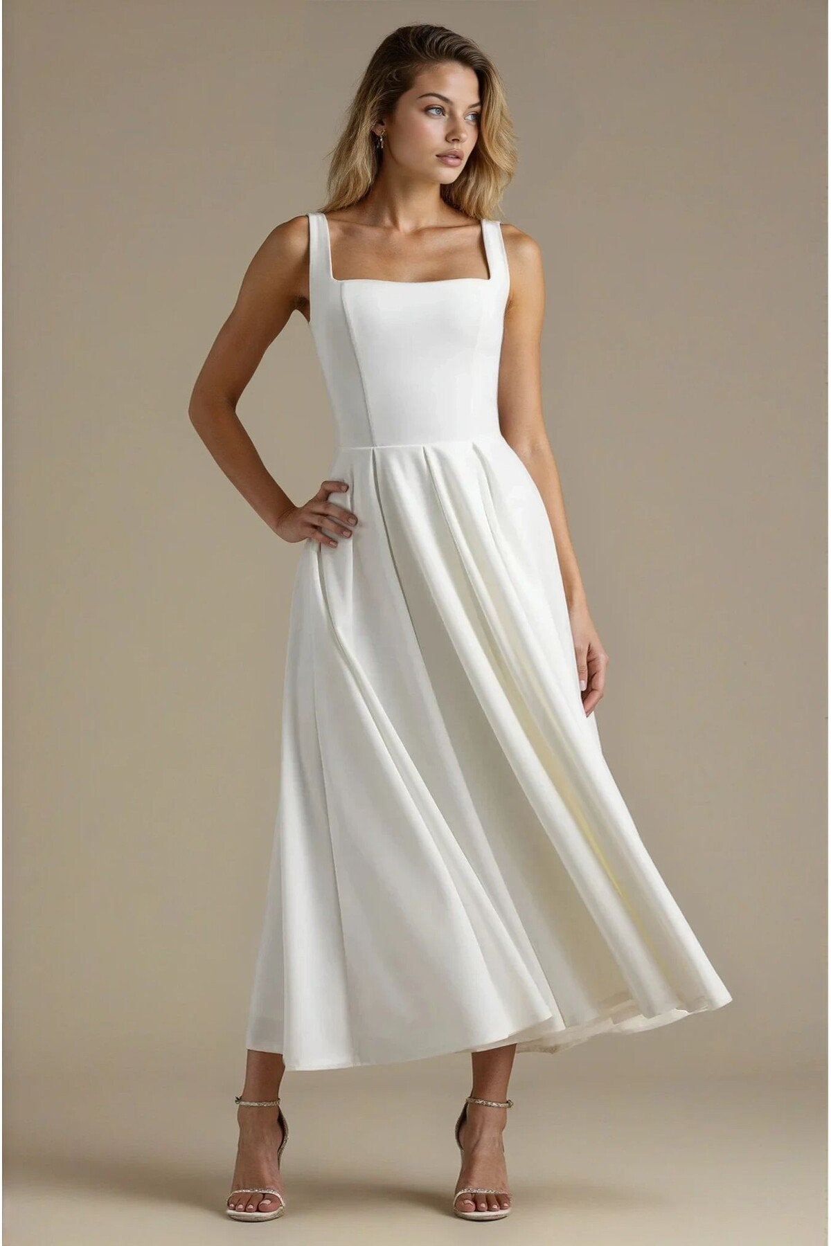 KADIN ATLAS KUMAŞ KLOŞ KESİM KALIN ASKILI UZUN DÜĞÜN NİŞAN SÖZ DAVET ELBİSESİ