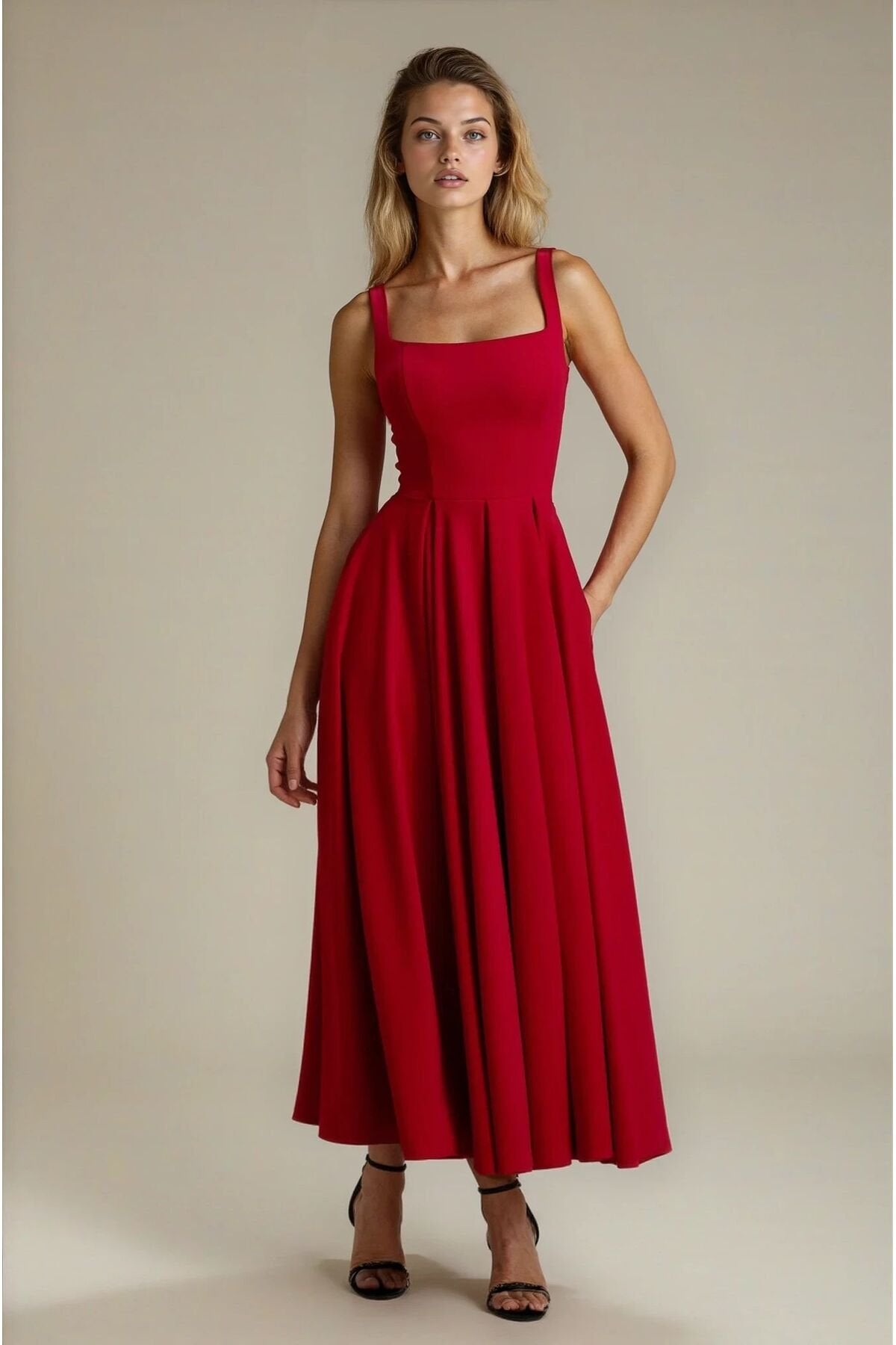 KADIN ATLAS KUMAŞ KLOŞ KESİM KALIN ASKILI UZUN DÜĞÜN NİŞAN SÖZ DAVET ELBİSESİ