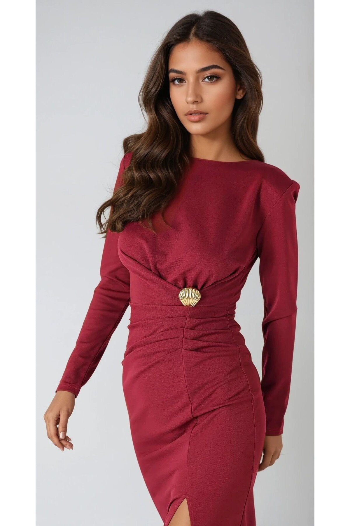 KADIN VATKALI DRAPE DETAYLI ESNEK KUMAŞ BROŞLU MİDİ BOY SÖZ DÜĞÜN NİŞAN DAVET ELBİSESİ