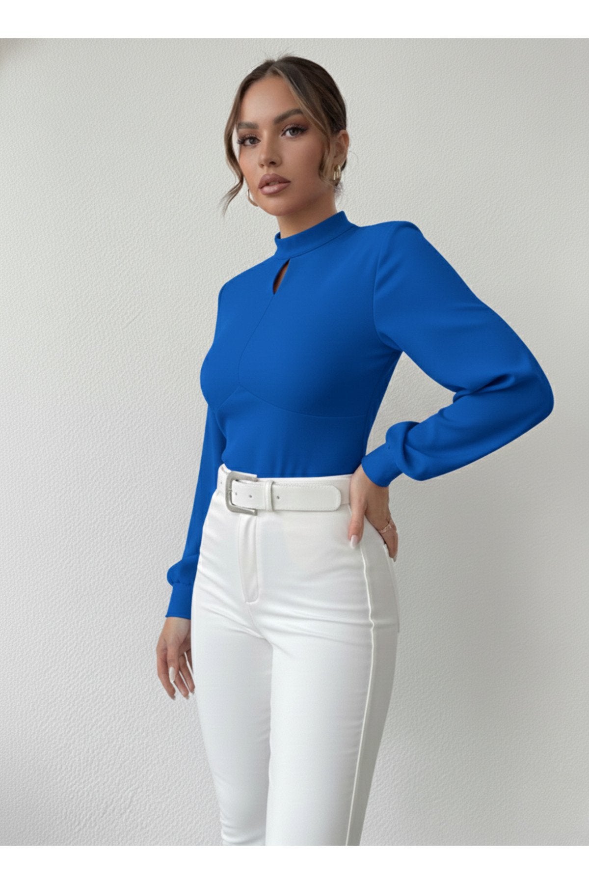 KADIN BALON KOL ÖNÜ DAMLA DETAYLI ESNEK ÖRME KUMAŞ BLUZ