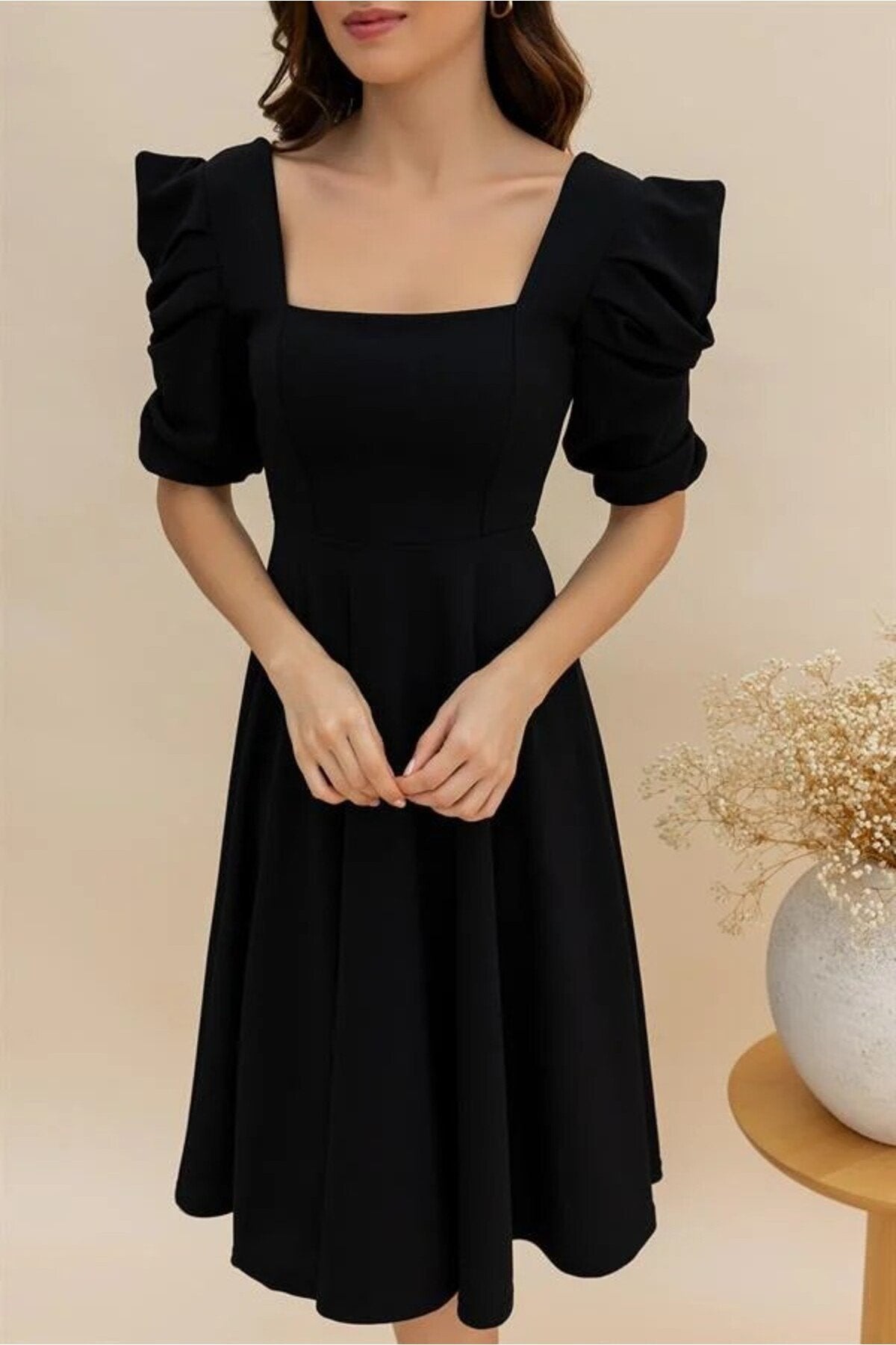 KADIN KARE YAKA PRENSES KOL ESNEK KUMAŞ MİDİ BOY KLOŞ ELBİSE