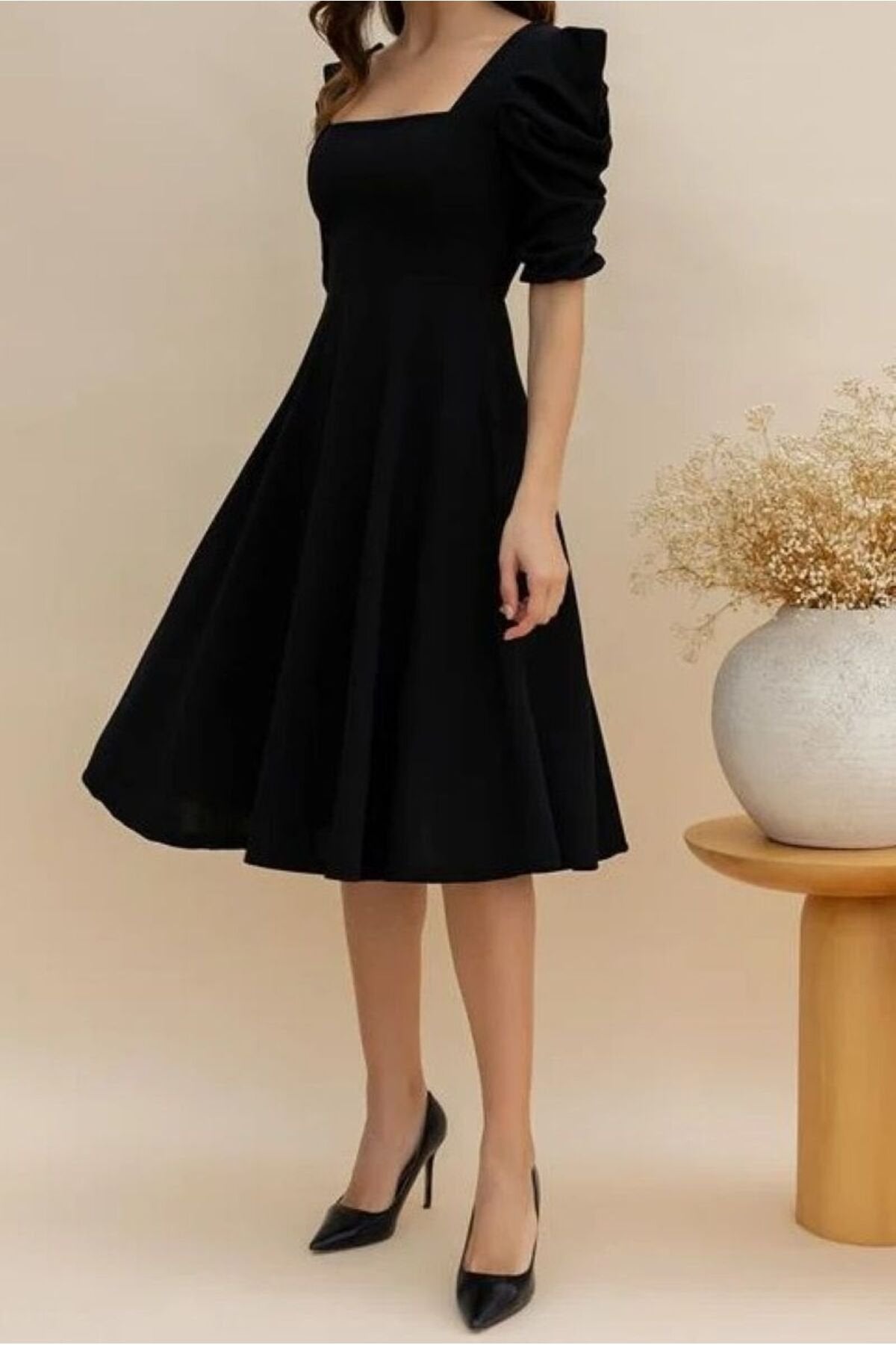 KADIN KARE YAKA PRENSES KOL ESNEK KUMAŞ MİDİ BOY KLOŞ ELBİSE