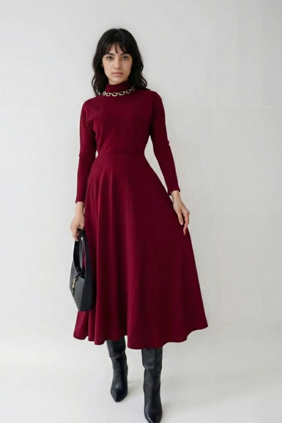 KADIN ESNEK TRİKO KUMAŞ DİK YAKA UZUN KOLLU KLOŞ ELBİSE