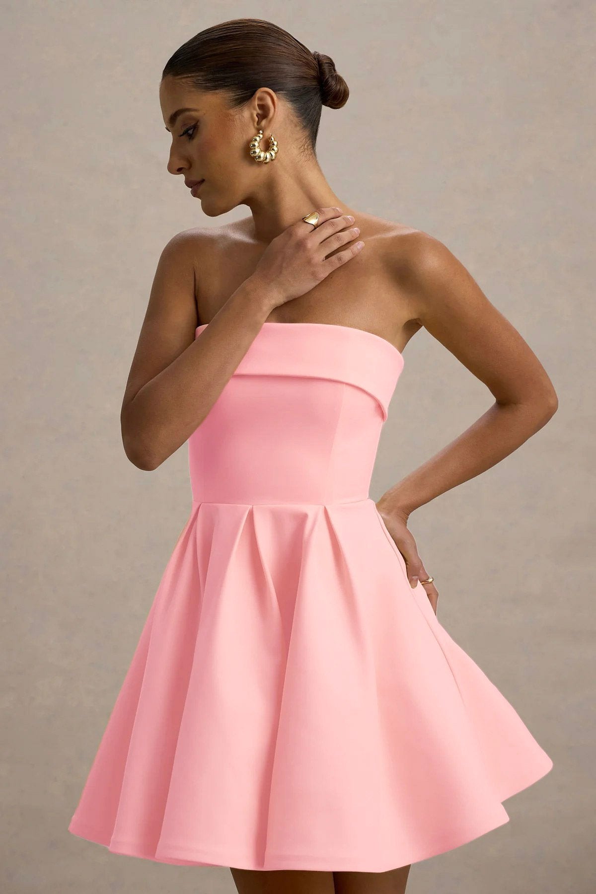 KADIN ATLAS KUMAŞ STRAPLEZ YAKA KLOŞ KESİM DÜĞÜN NİŞAN DAVET ELBİSESİ