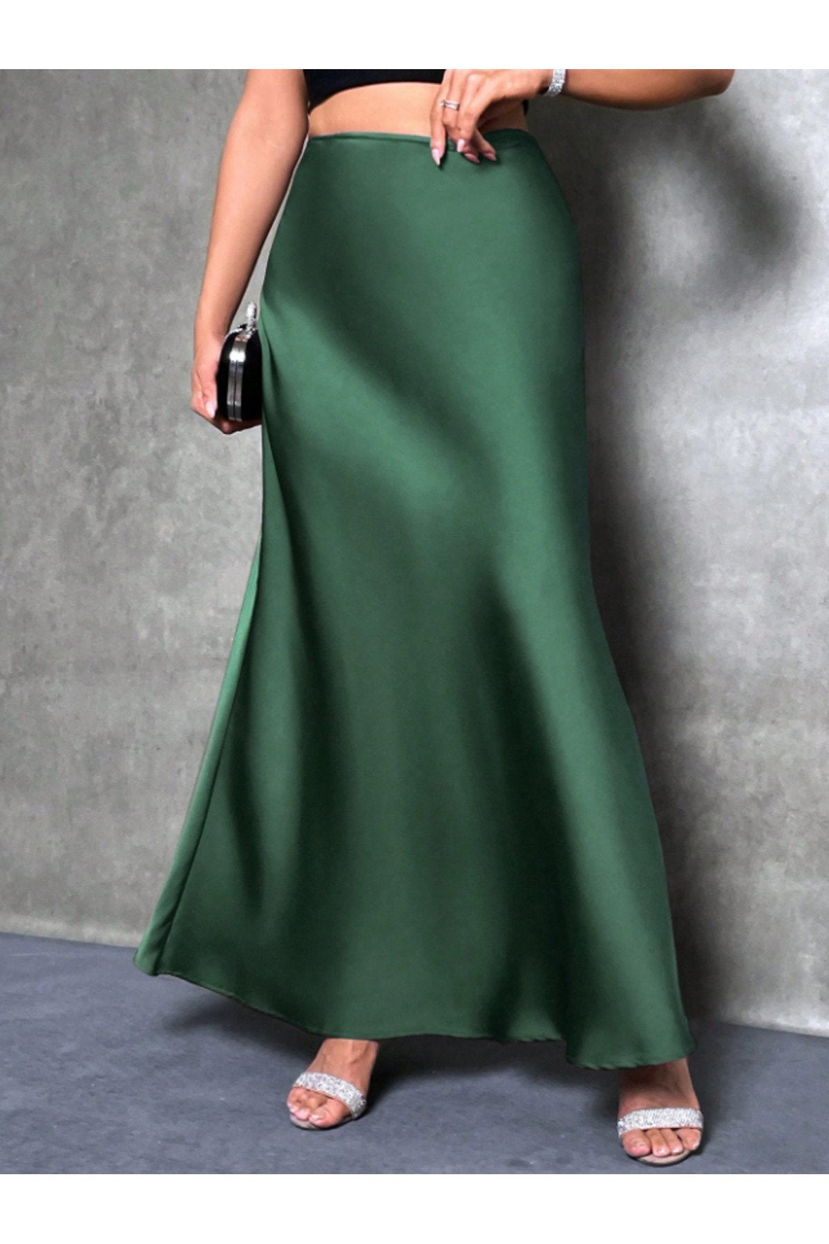 KADIN YÜKSEK BEL UZUN BOY SATEN ETEK