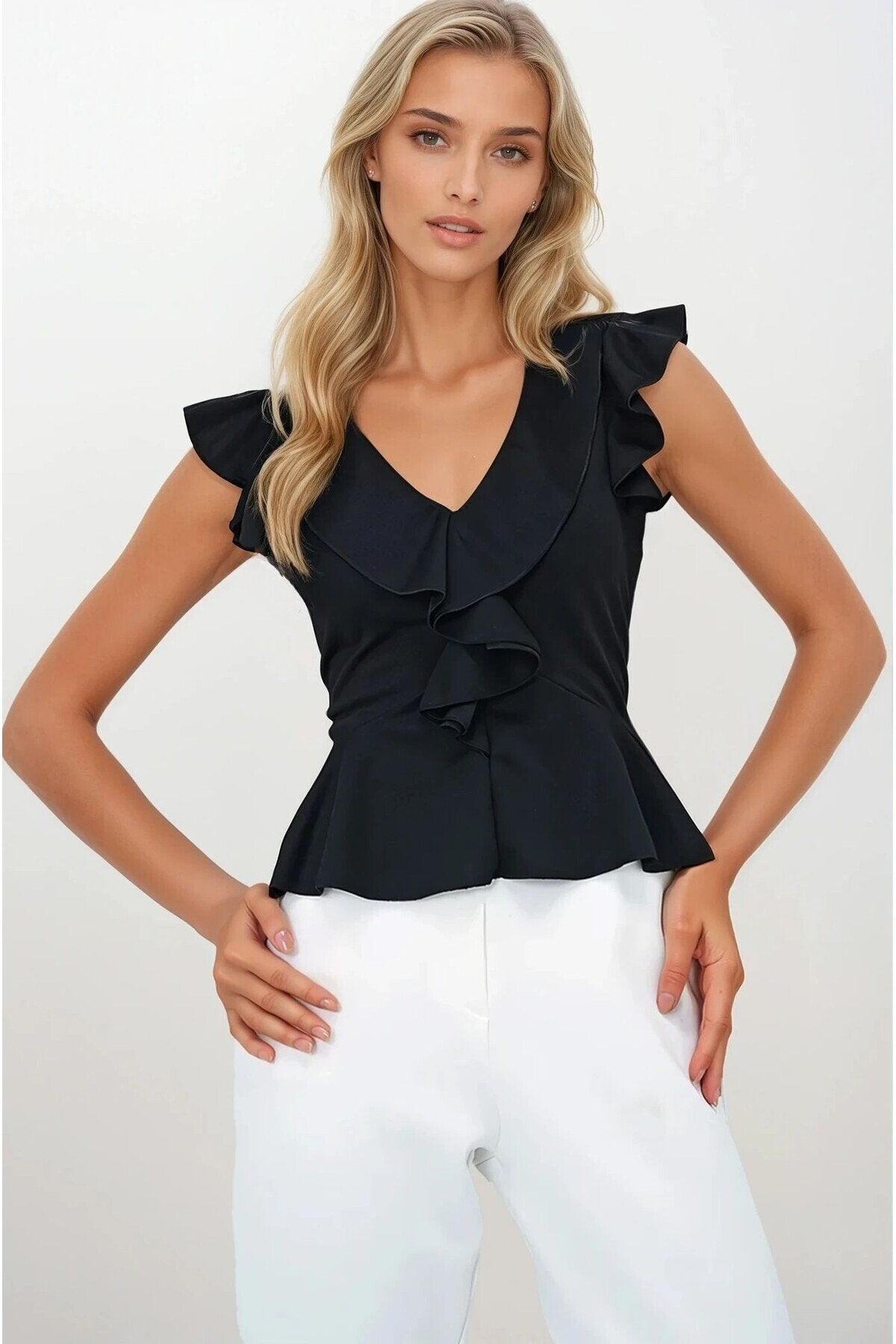 KADIN V YAKA VOLANLI ESNEK ÖRME KUMAŞ BLUZ