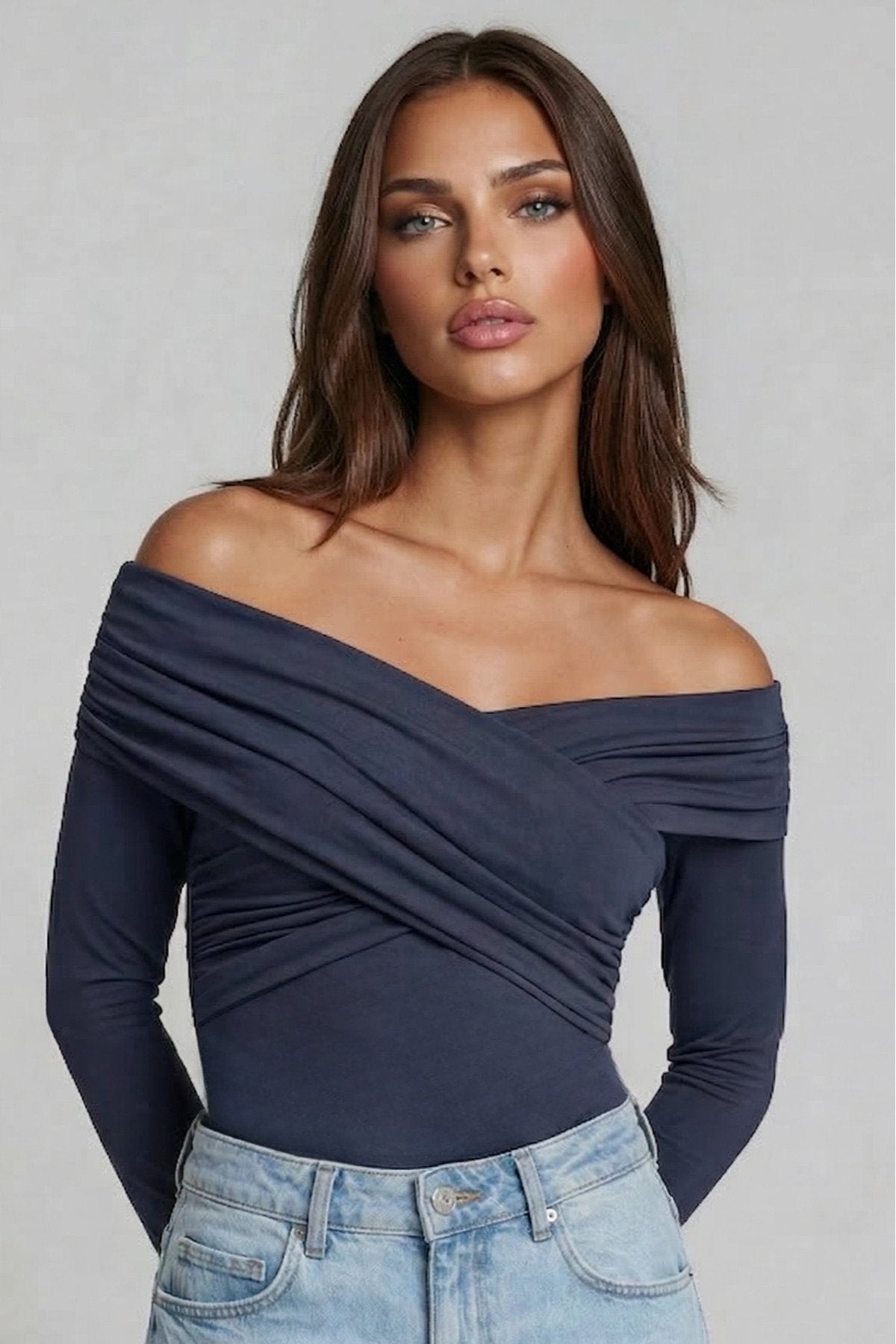 KADIN ÇAPRAZ YAKA DRAPE DETAYLI ESNEK KUMAŞ TASARIM BLUZ