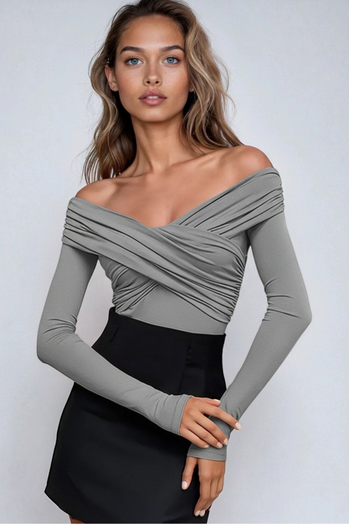 KADIN ÇAPRAZ YAKA DRAPE DETAYLI ESNEK KUMAŞ TASARIM BLUZ