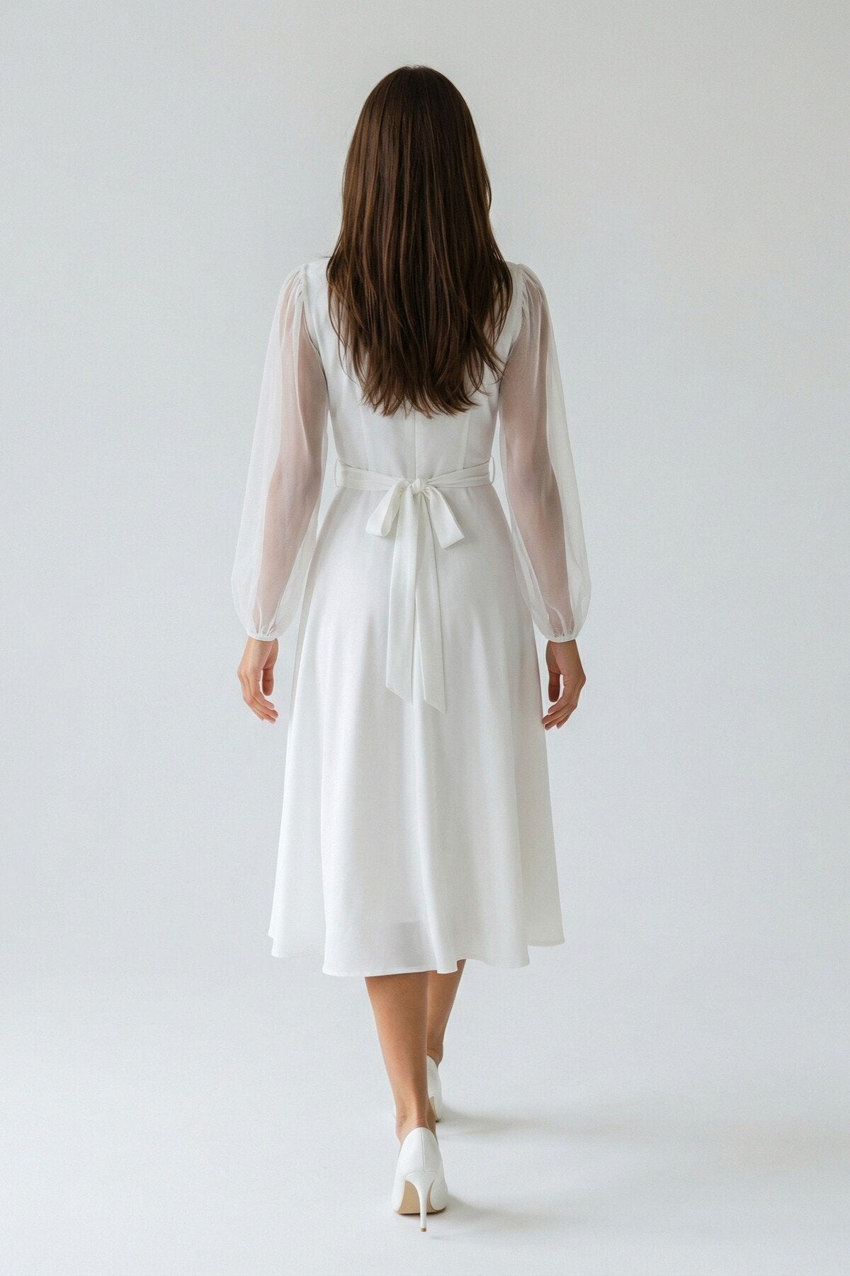 KADIN KALP YAKA KOLU TÜLLÜ TOKA DETAYLI ESNEK KUMAŞ MİDİ BOY KLOŞ SÖZ DÜĞÜN DAVET ELBİSESİ