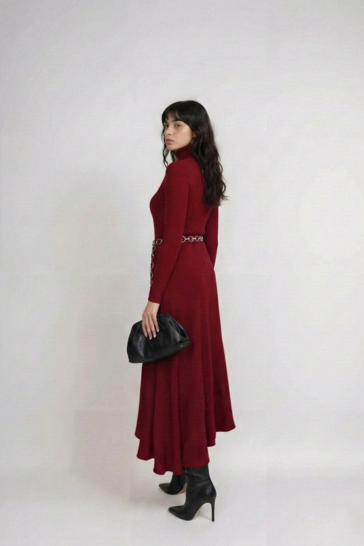 KADIN ESNEK TRİKO KUMAŞ DİK YAKA UZUN KOLLU KLOŞ ELBİSE