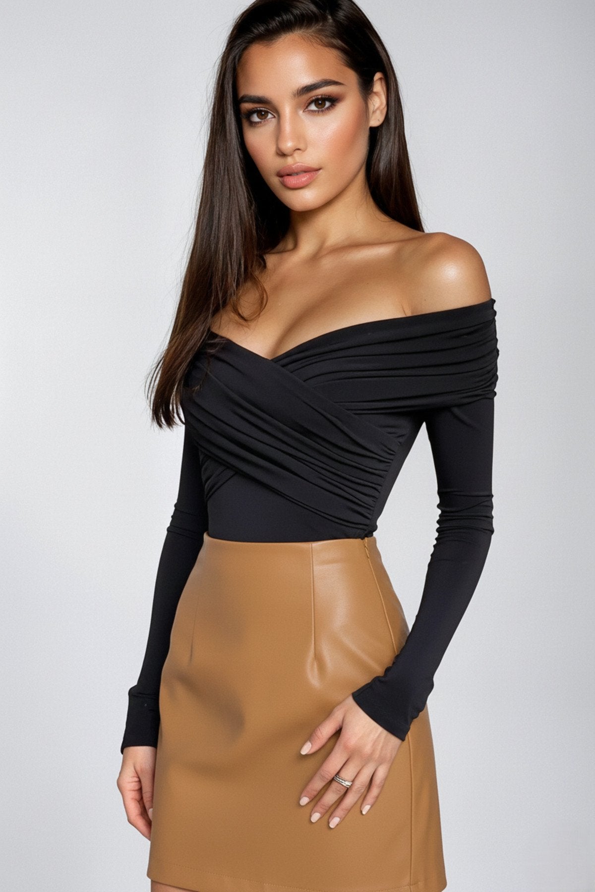 KADIN ÇAPRAZ YAKA DRAPE DETAYLI ESNEK KUMAŞ TASARIM BLUZ