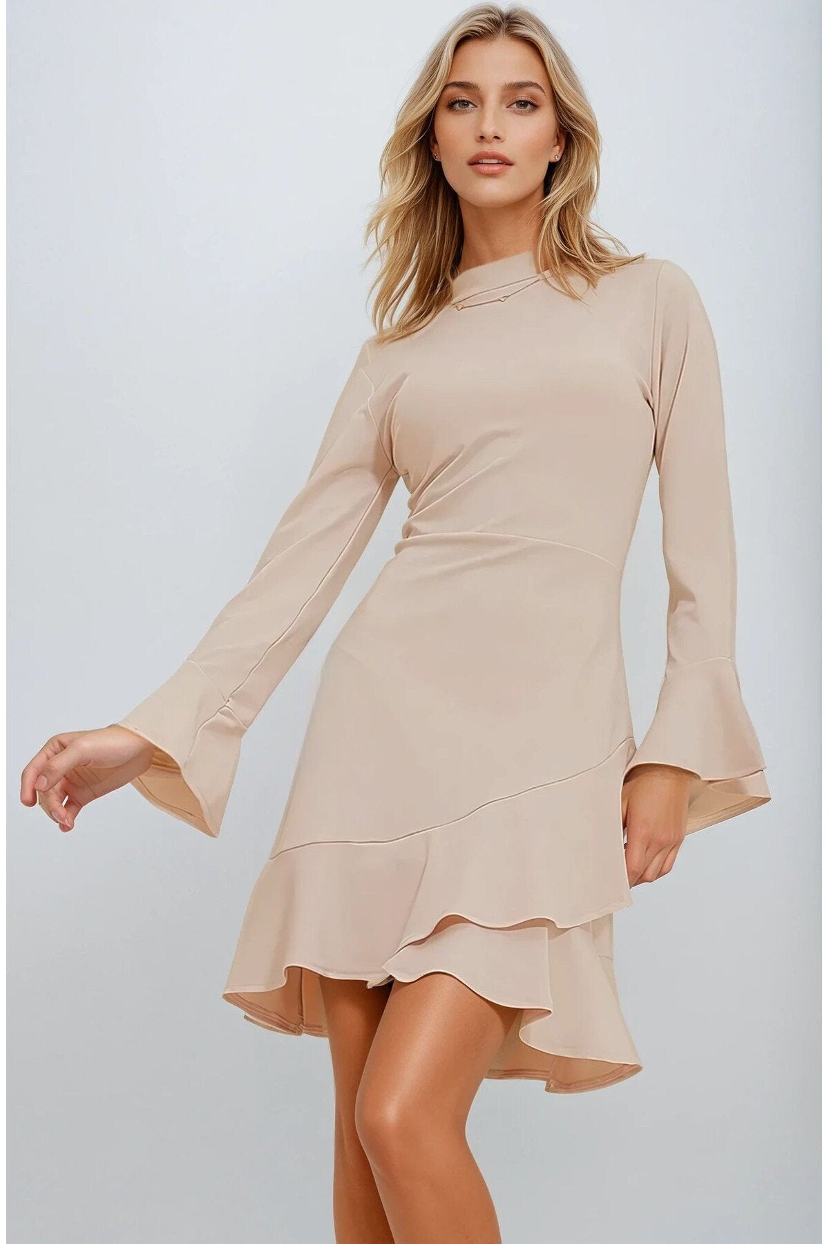 KADIN ETEĞİ VOLANLI YARIM BALIKÇI YAKA İSPANYOL KOL ESNEK KUMAŞ ELBİSE