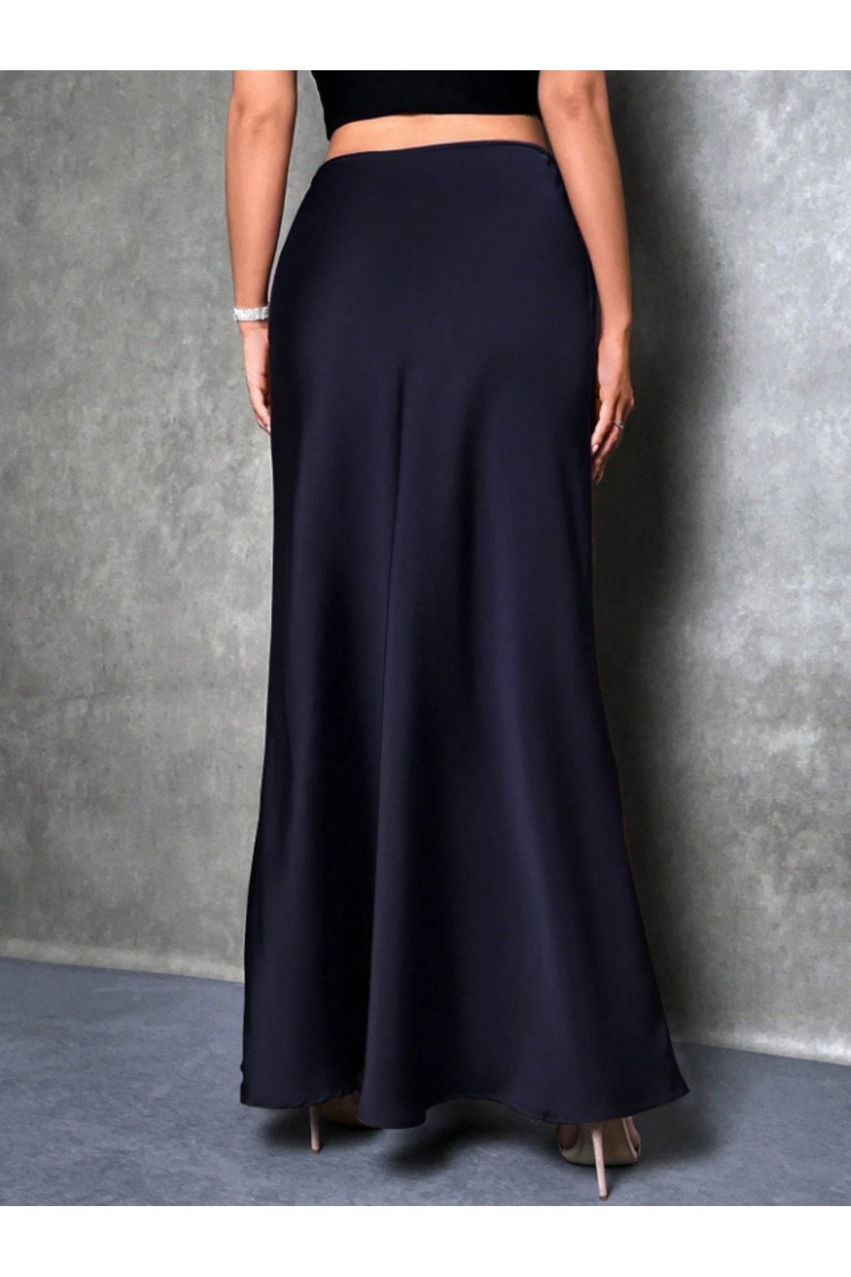 KADIN YÜKSEK BEL UZUN BOY SATEN ETEK