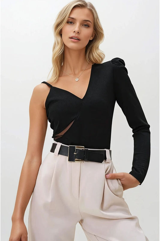 KADIN CUT OUT DETAYLI TEK KOL TÜL GARNİLİ ASİMETRİK KESİM ESNEK KUMAŞ BLUZ