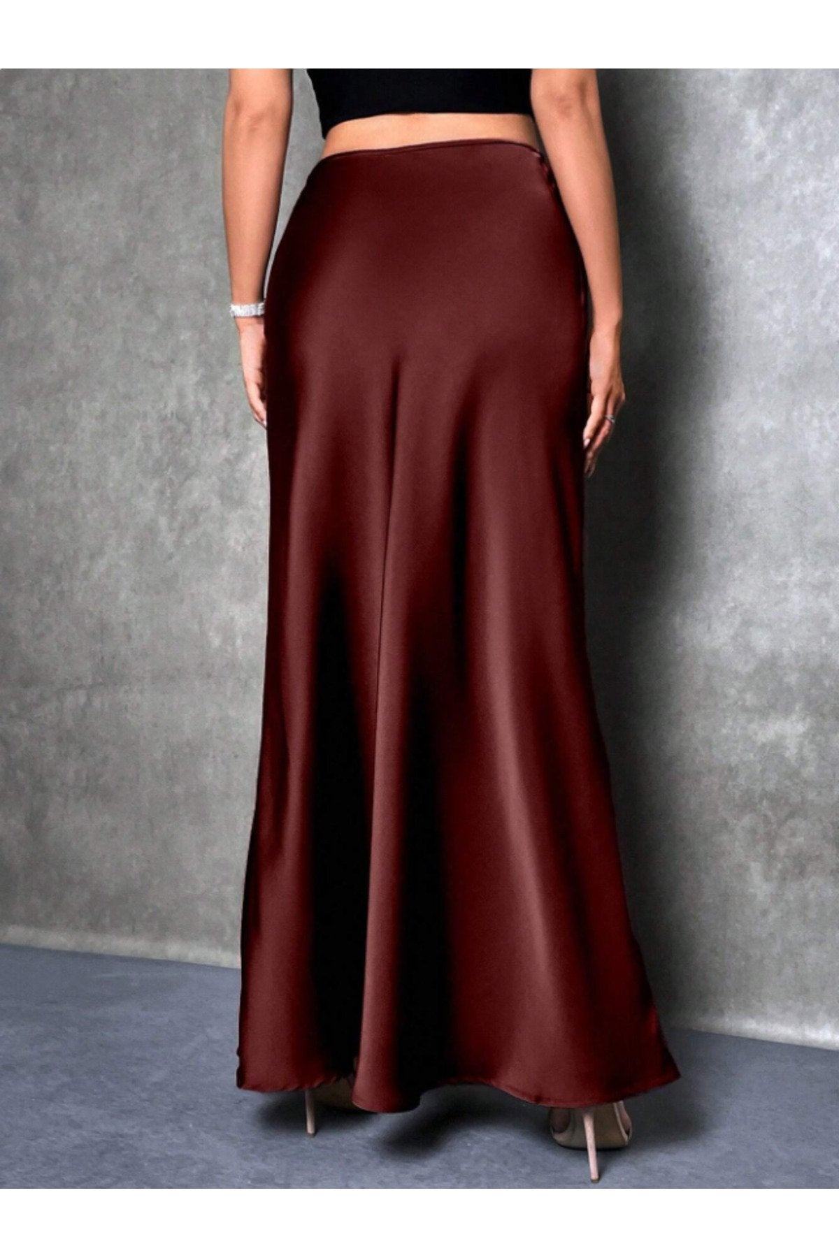 KADIN YÜKSEK BEL UZUN BOY SATEN ETEK