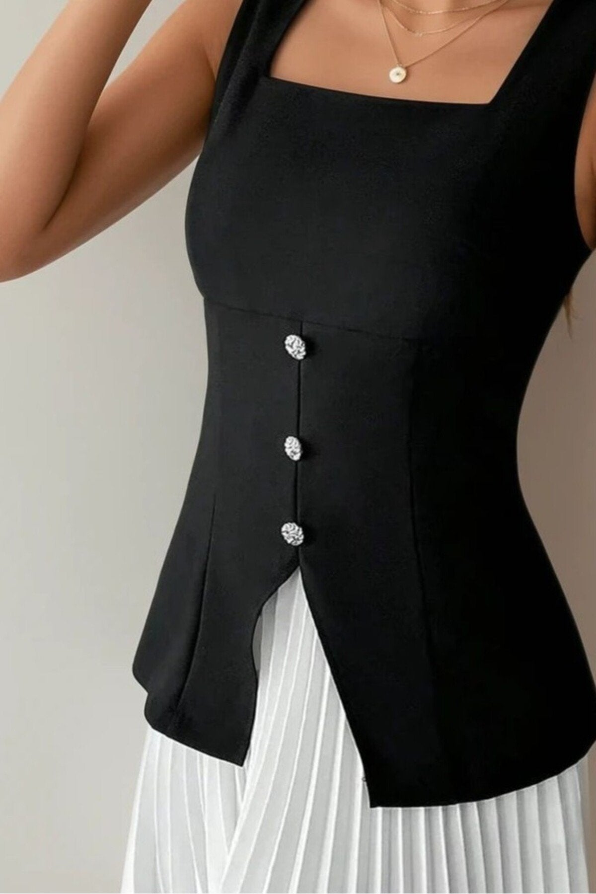 KADIN ETEĞİ PİLİSELİ DÜĞME DETAYLI KARE YAKA KOLSUZ ABİYE DÜĞÜN SÖZ DAVET MEZUNİYET BALO ELBİSESİ