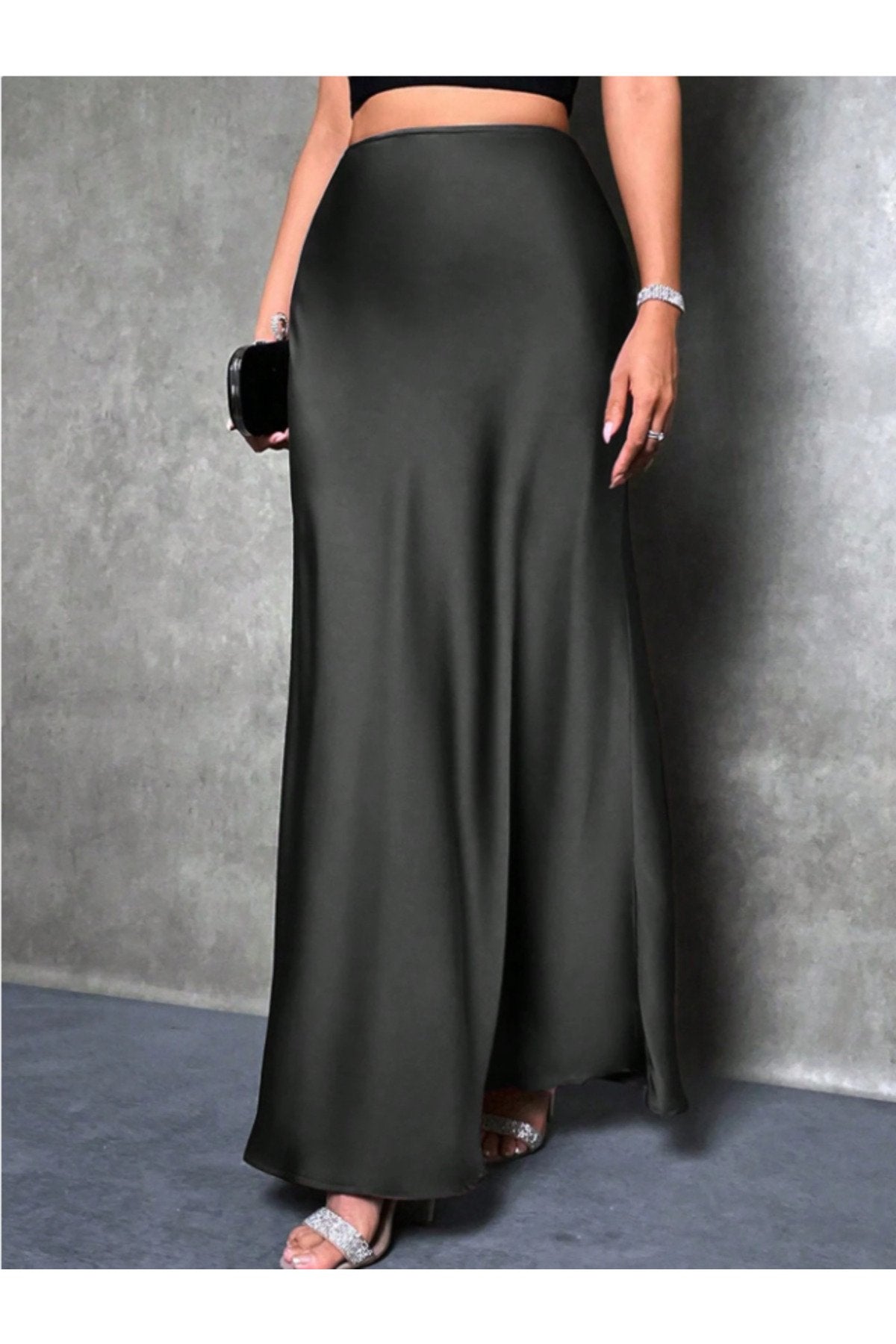 KADIN YÜKSEK BEL UZUN BOY SATEN ETEK