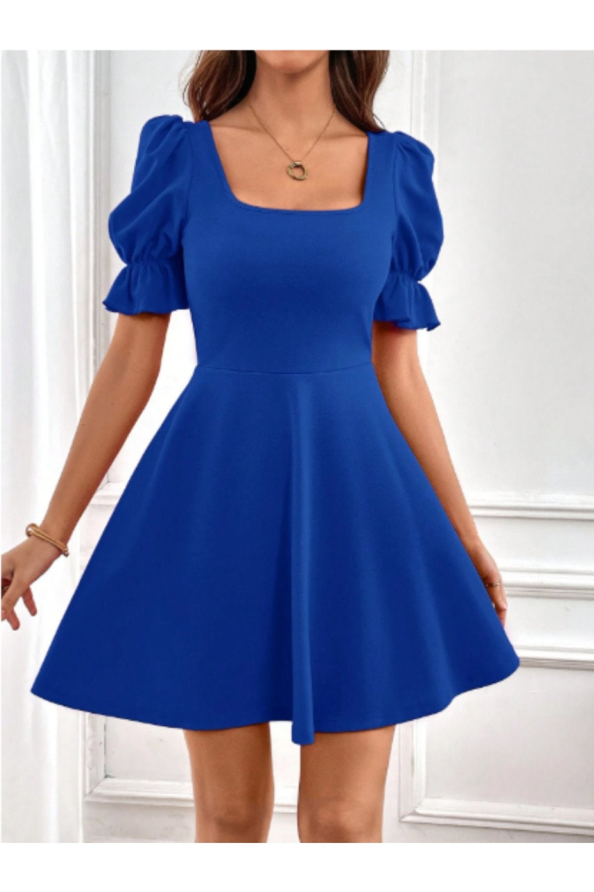 KADIN KARE YAKA PRENSES KOL ETEĞİ KLOŞ ESNEK KUMAŞ ELBİSE