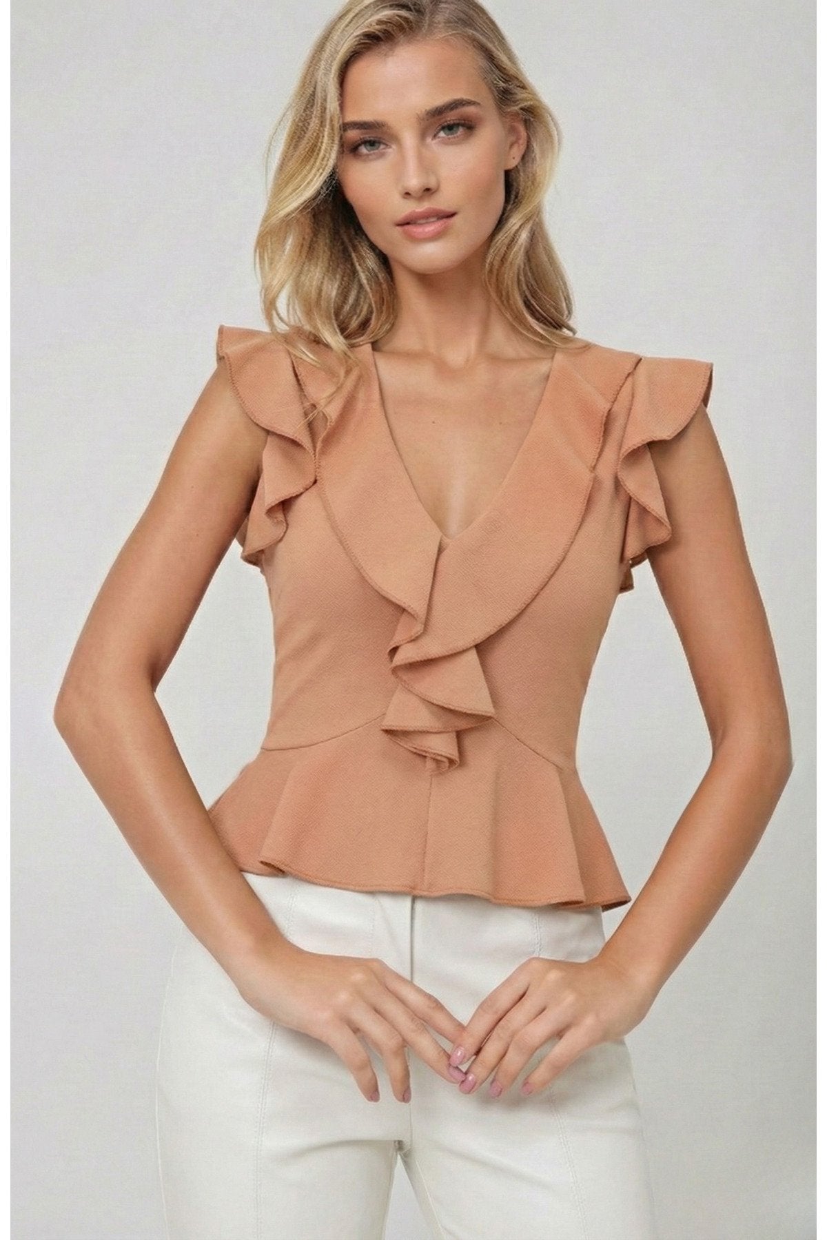 KADIN V YAKA VOLANLI ESNEK ÖRME KUMAŞ BLUZ
