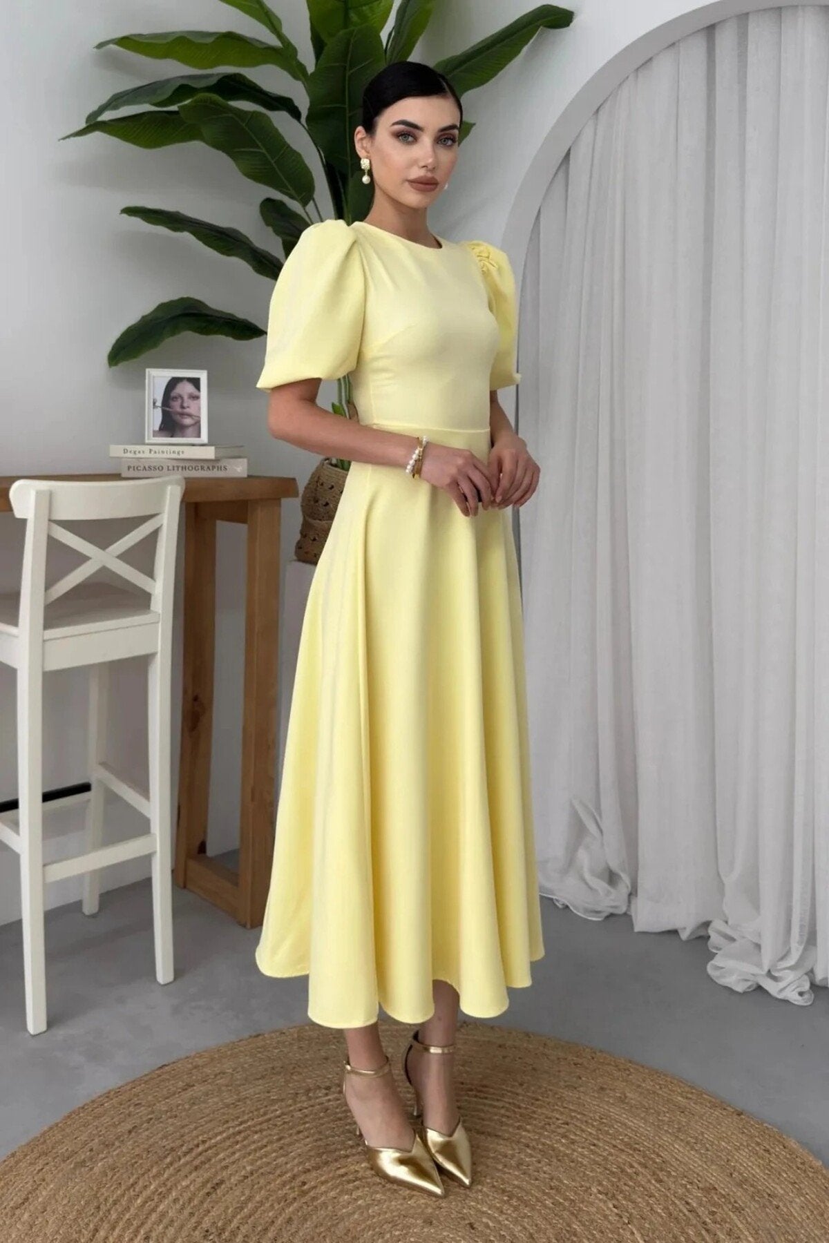 KADIN BALON KOL ETEĞİ KLOŞ MİDİ BOY ELBİSE