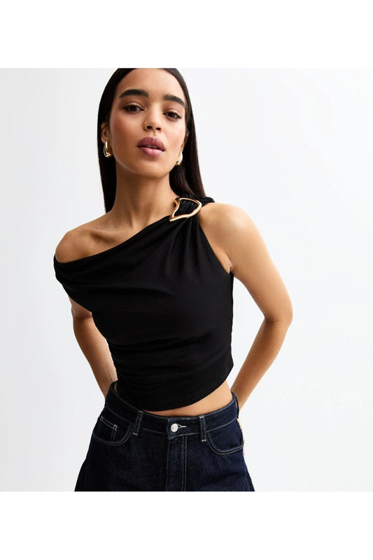 KADIN ASİMETRİK KESİM AKSESUAR DETAYLI ESNEK ÖRME KUMAŞ BLUZ