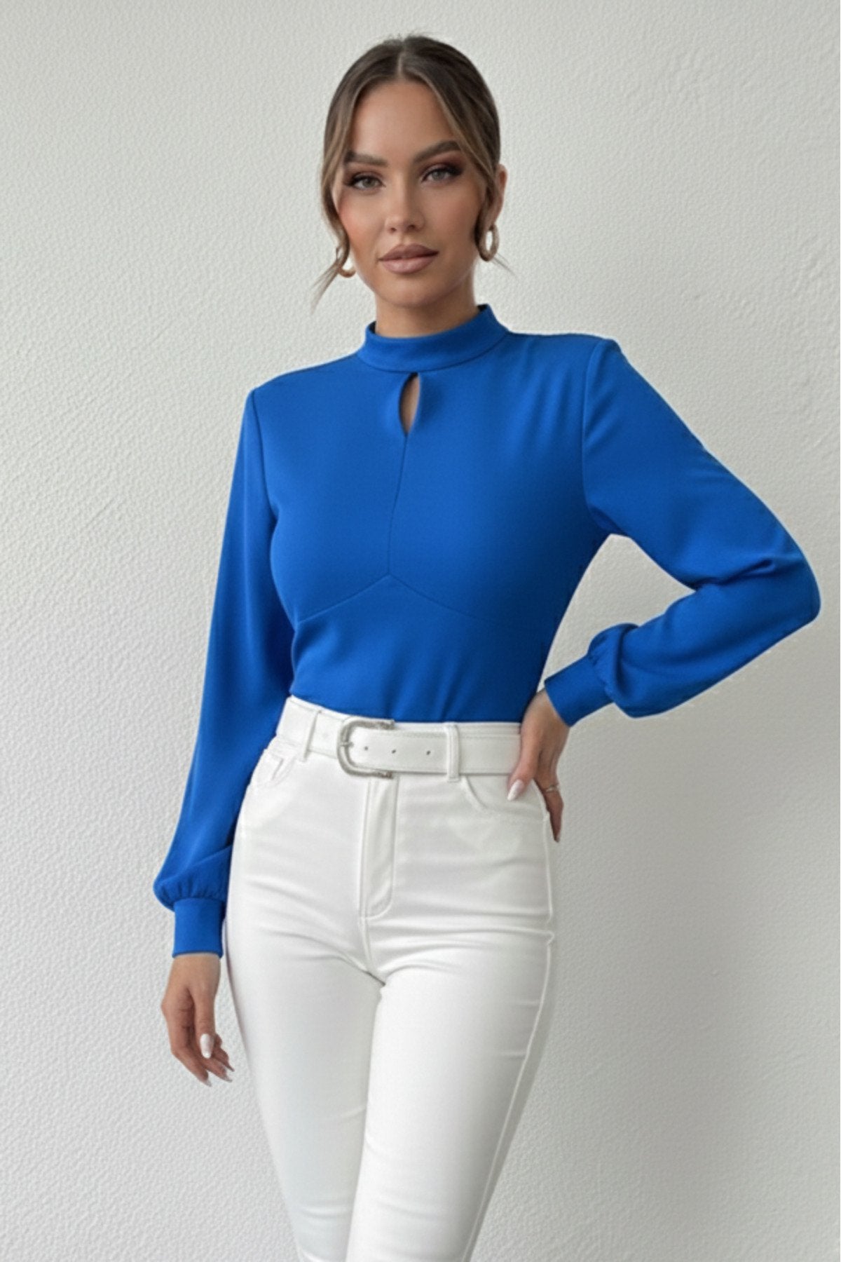 KADIN BALON KOL ÖNÜ DAMLA DETAYLI ESNEK ÖRME KUMAŞ BLUZ