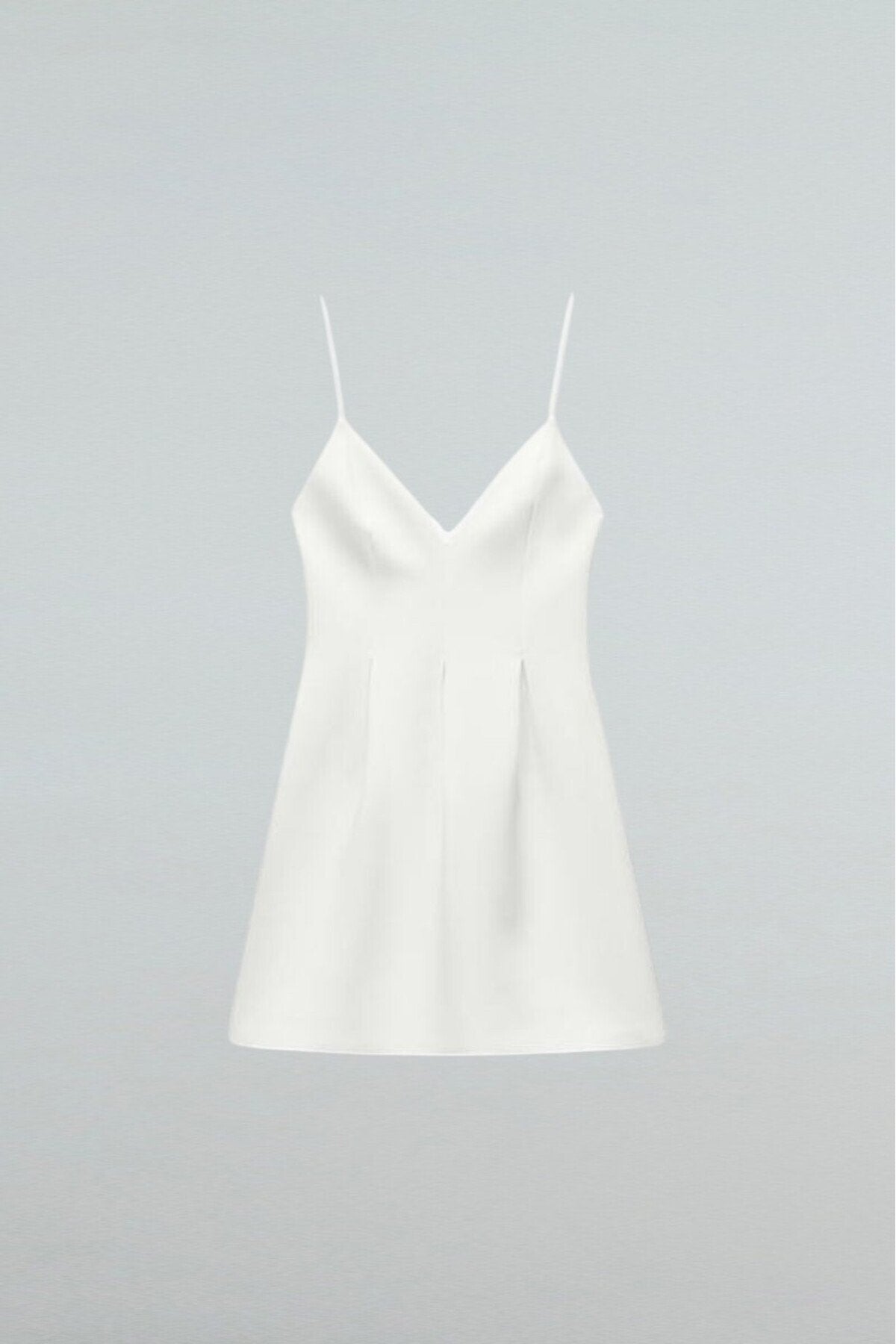 KADIN V YAKA İNCE ASKILI PİLELİ KLOŞ ELBİSE