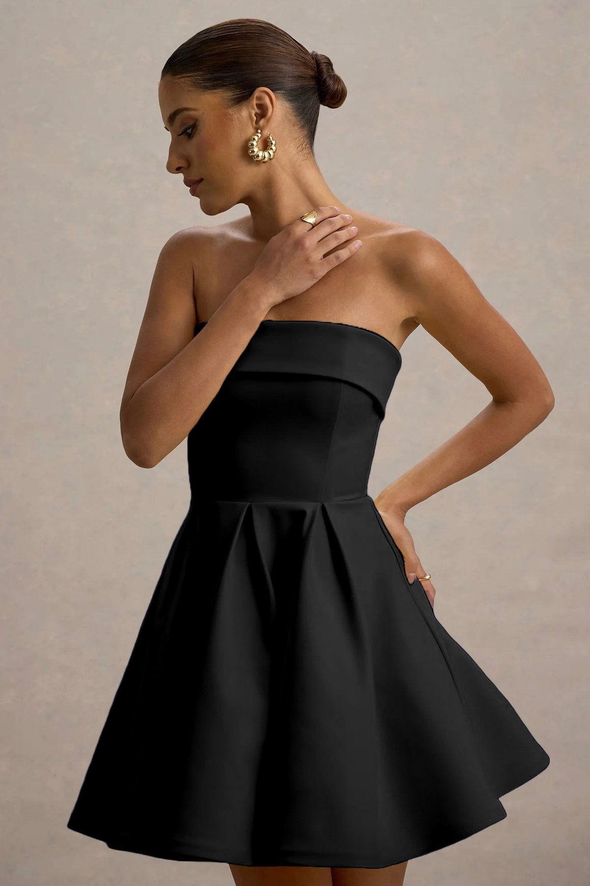 KADIN ATLAS KUMAŞ STRAPLEZ YAKA KLOŞ KESİM DÜĞÜN NİŞAN DAVET ELBİSESİ