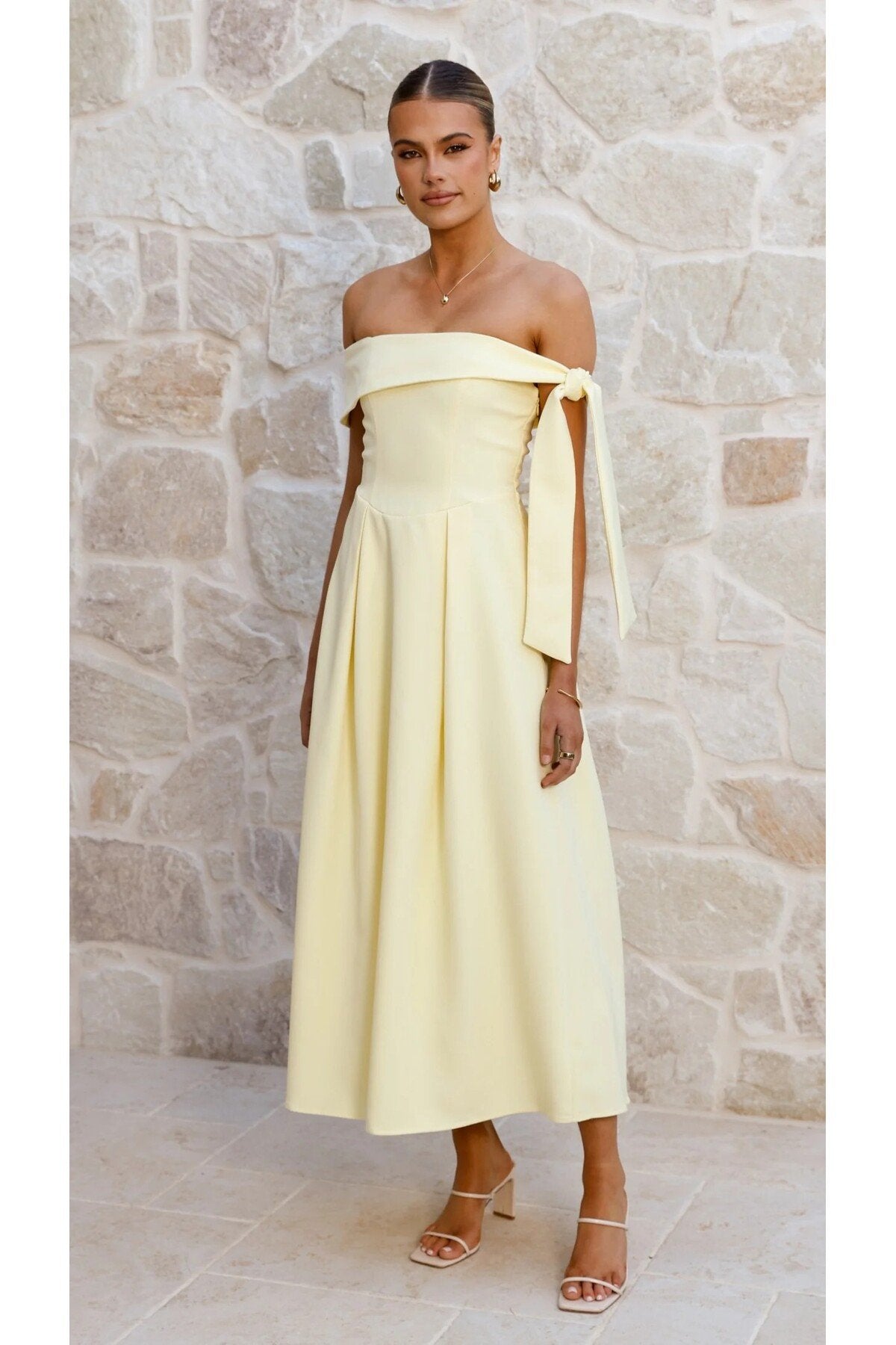 KADIN DÜŞÜK OMUZ KURDELE DETAYLI ATLAS KUMAŞ MİDİ BOY DÜĞÜN NİŞAN DAVET ELBİSESİ