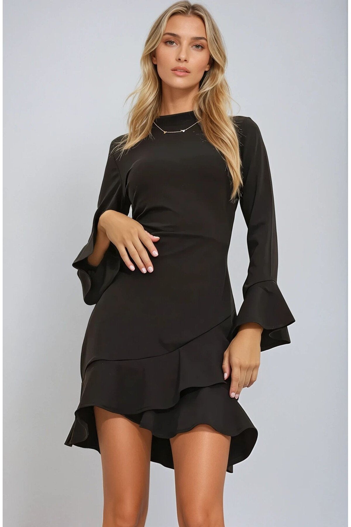 KADIN ETEĞİ VOLANLI YARIM BALIKÇI YAKA İSPANYOL KOL ESNEK KUMAŞ ELBİSE